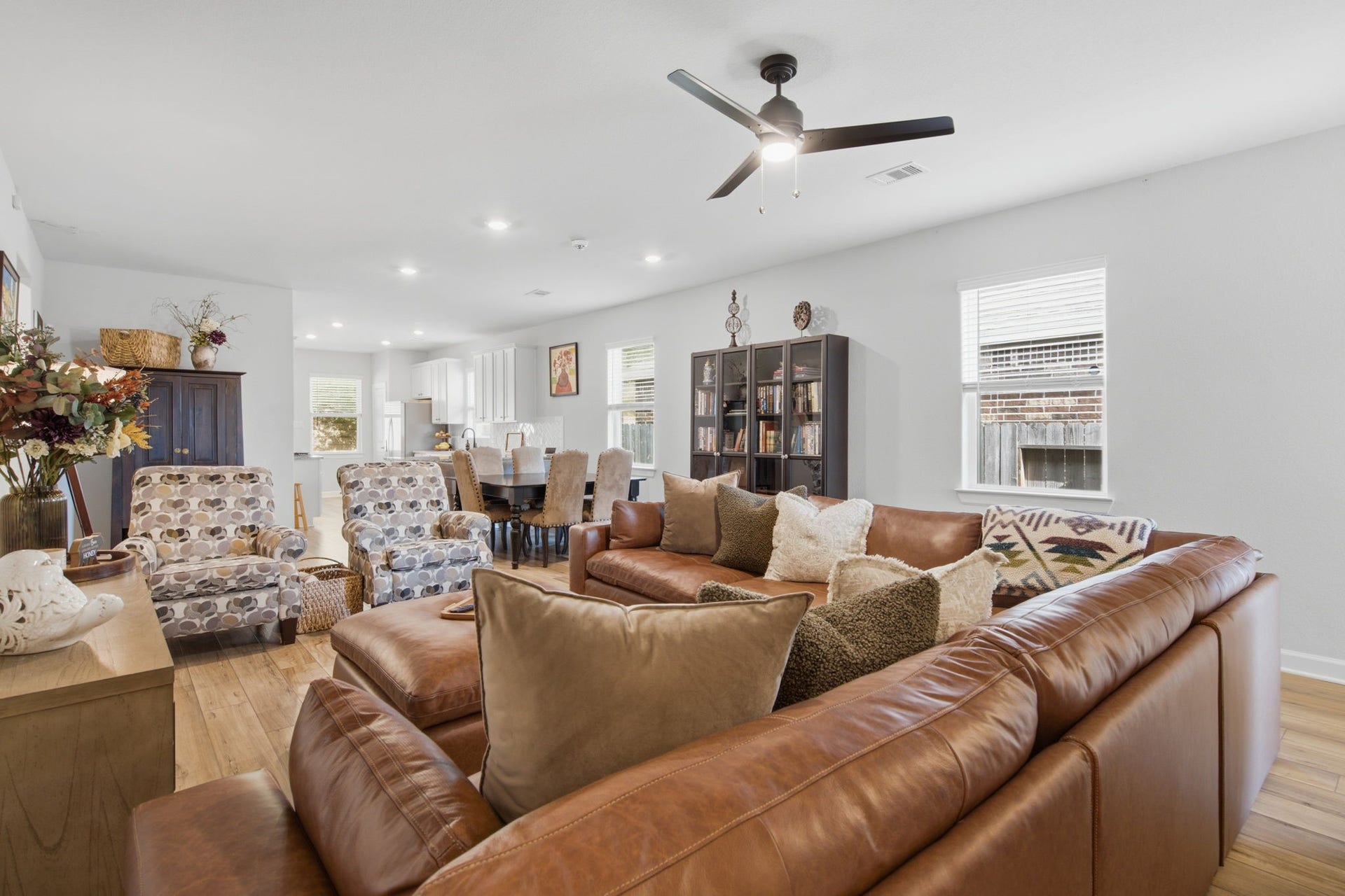 6214 Wedgewood Hills Drive, Conroe, TX 77304