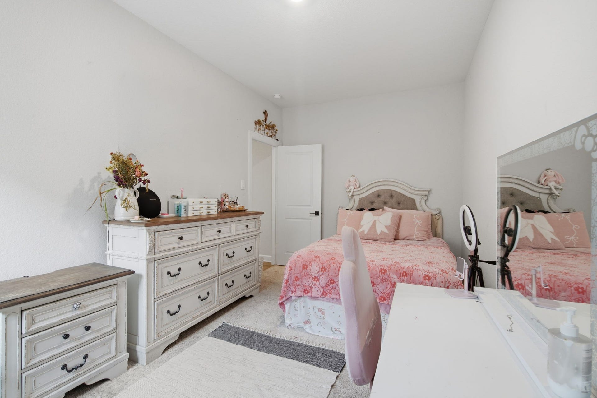 6214 Wedgewood Hills Drive, Conroe, TX 77304