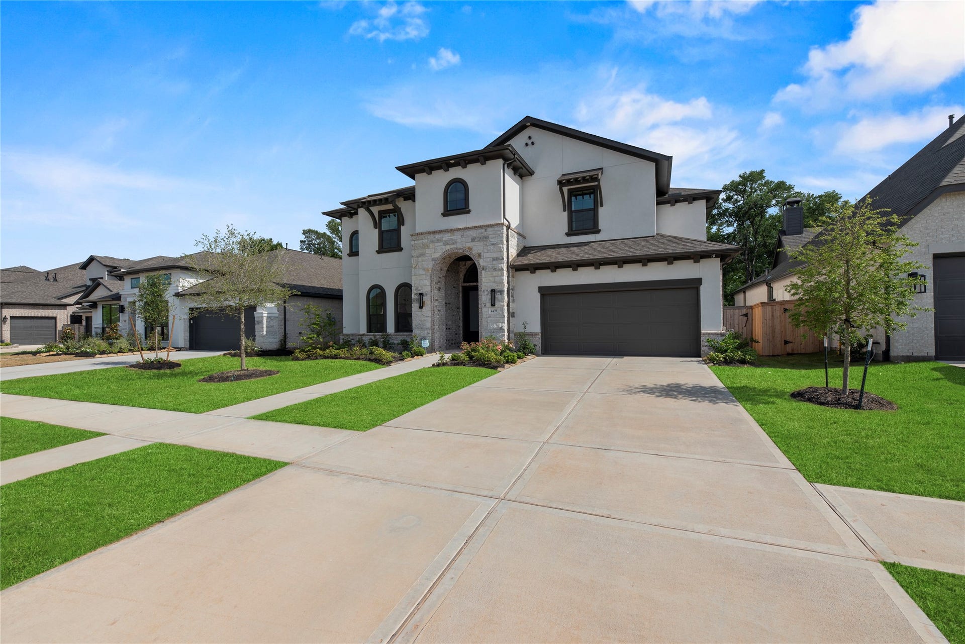 4439 Southpoint Way, Fulshear, TX 77441 This beautiful Newmark home is like new, only better. This one already has a pool and lots of other custom features.