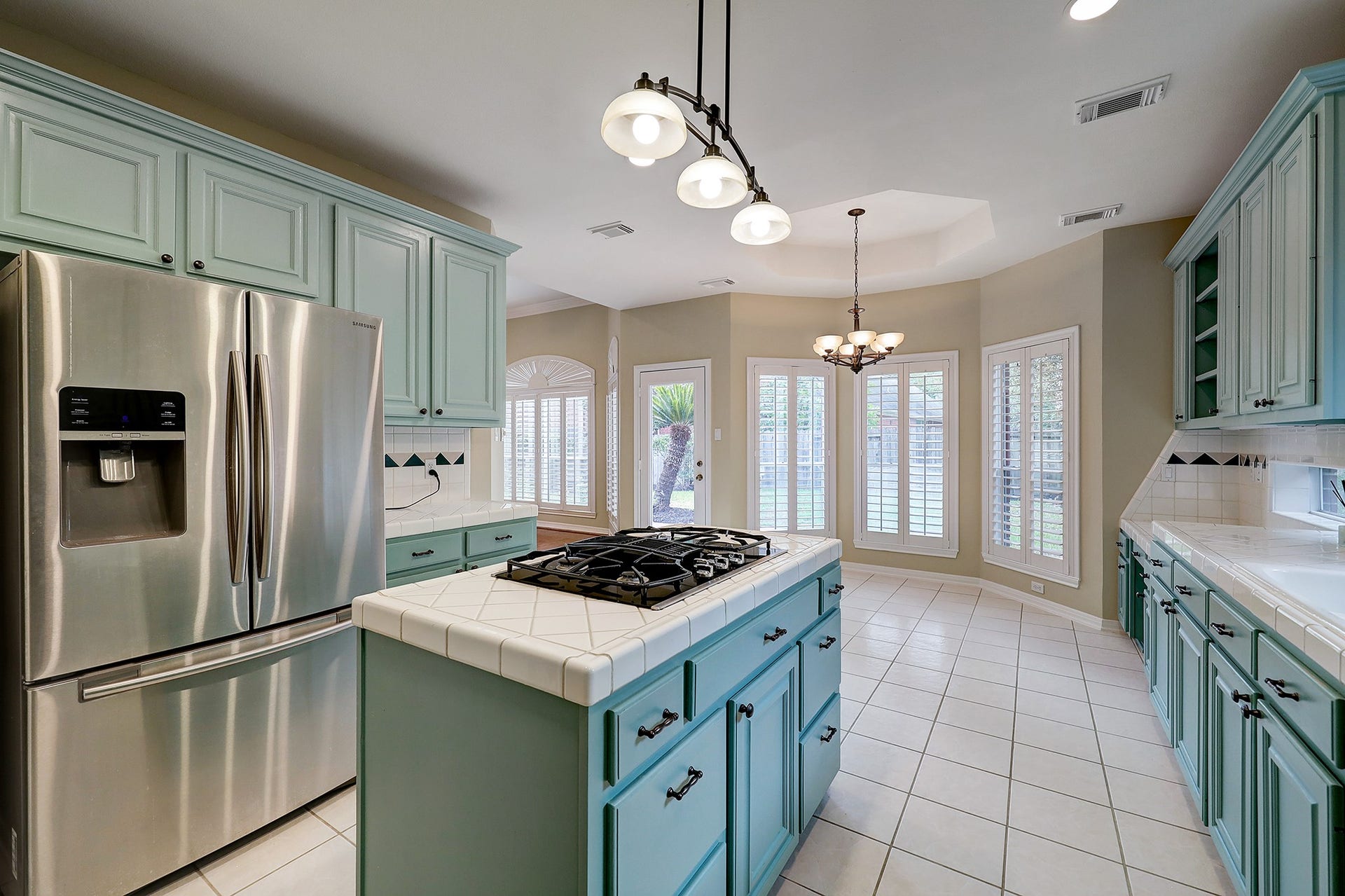 4511 Golden Pond Court, Sugar Land, TX 77479 4511 Golden Pond Court, Sugar Land, TX 77479