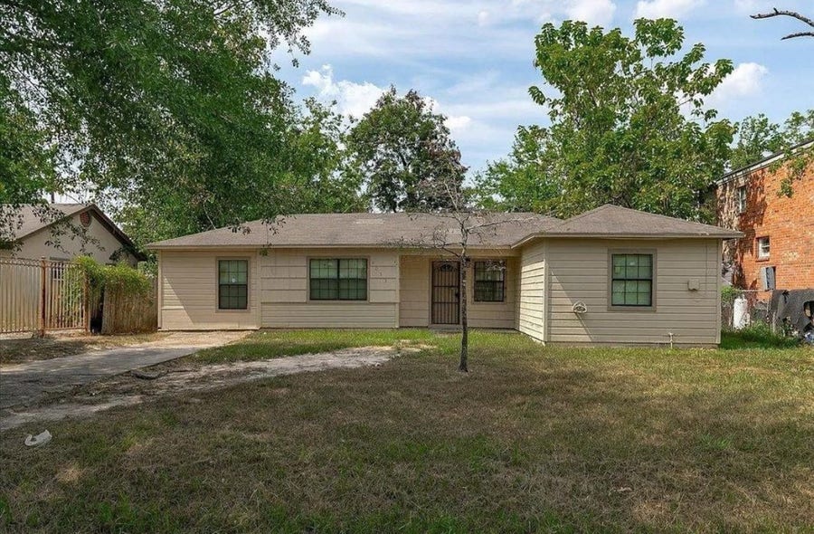 Property photo for 9033 Oak Knoll Lane, Houston, TX
