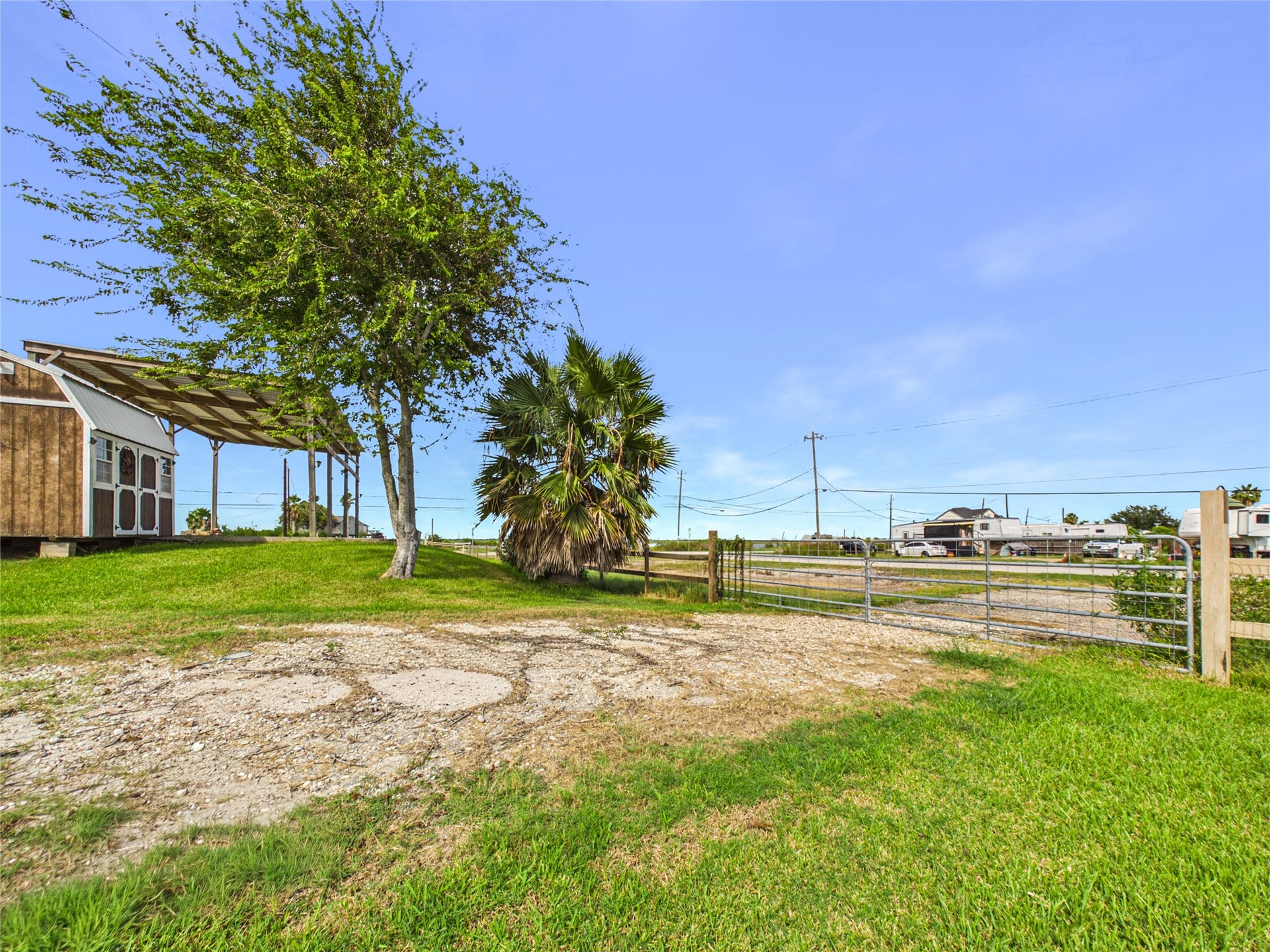 4607 Swan Street, Hitchcock, TX 77563 4607 Swan Street, Hitchcock, TX 77563