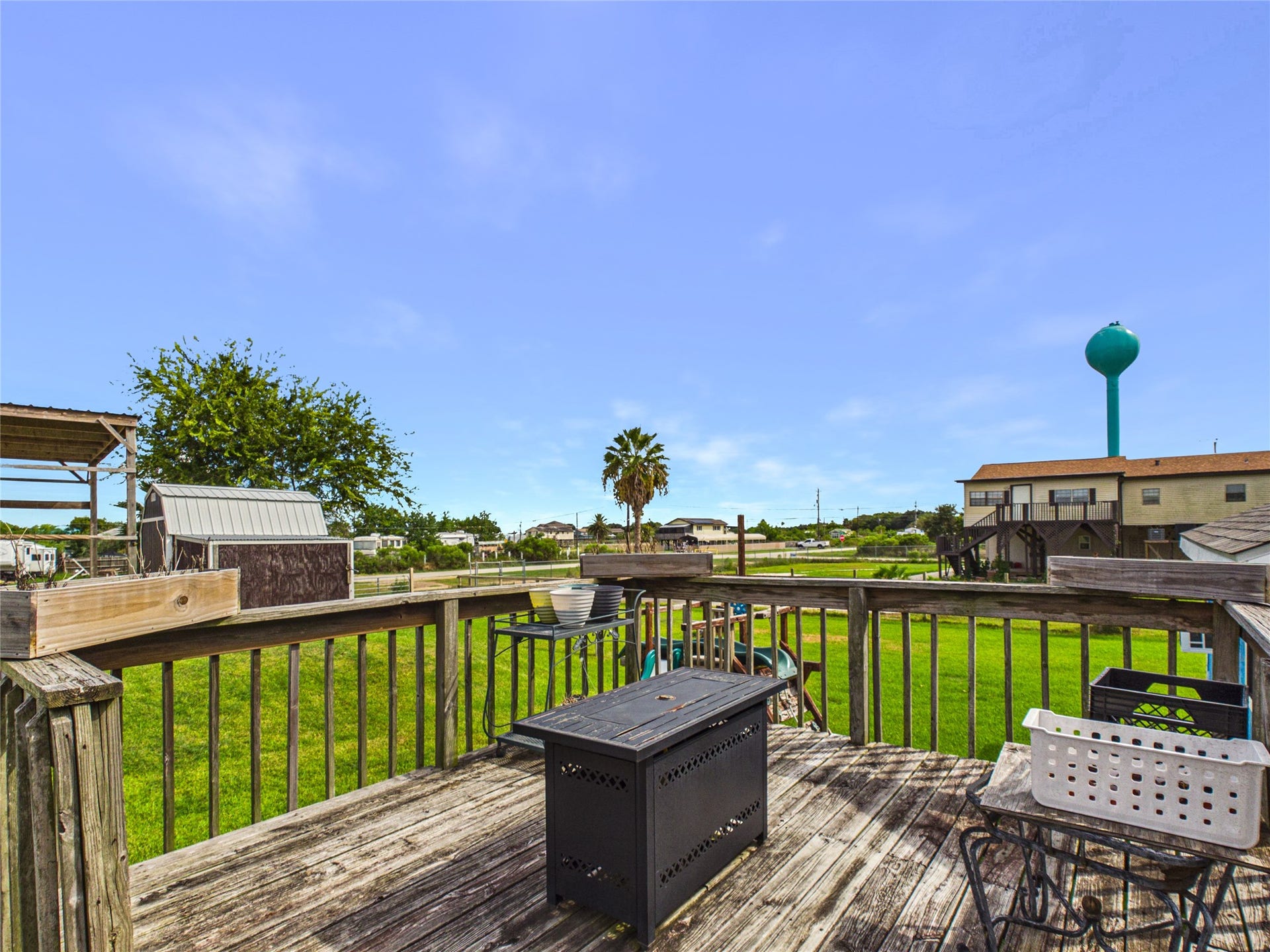4607 Swan Street, Hitchcock, TX 77563 4607 Swan Street, Hitchcock, TX 77563