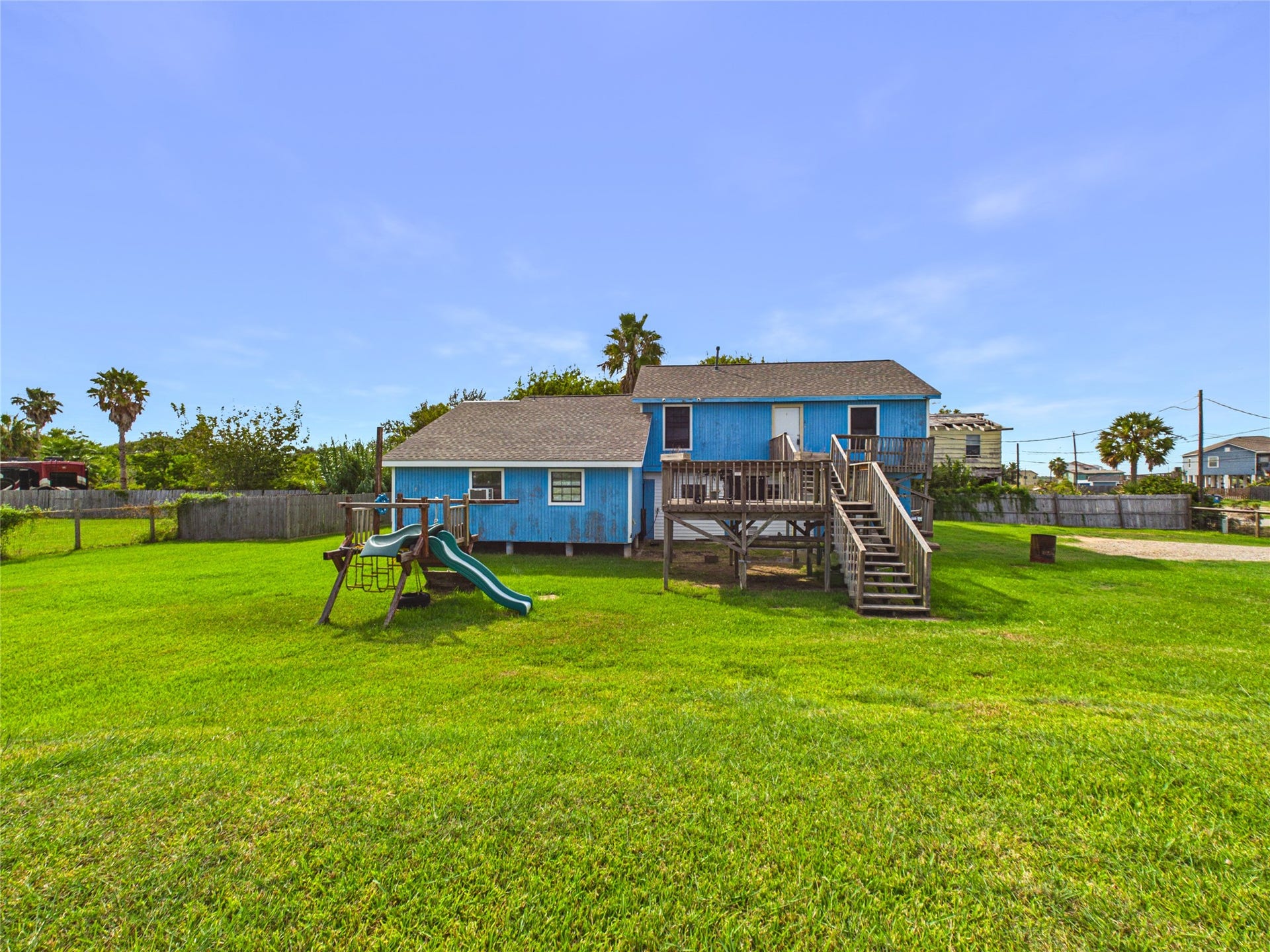 4607 Swan Street, Hitchcock, TX 77563 4607 Swan Street, Hitchcock, TX 77563