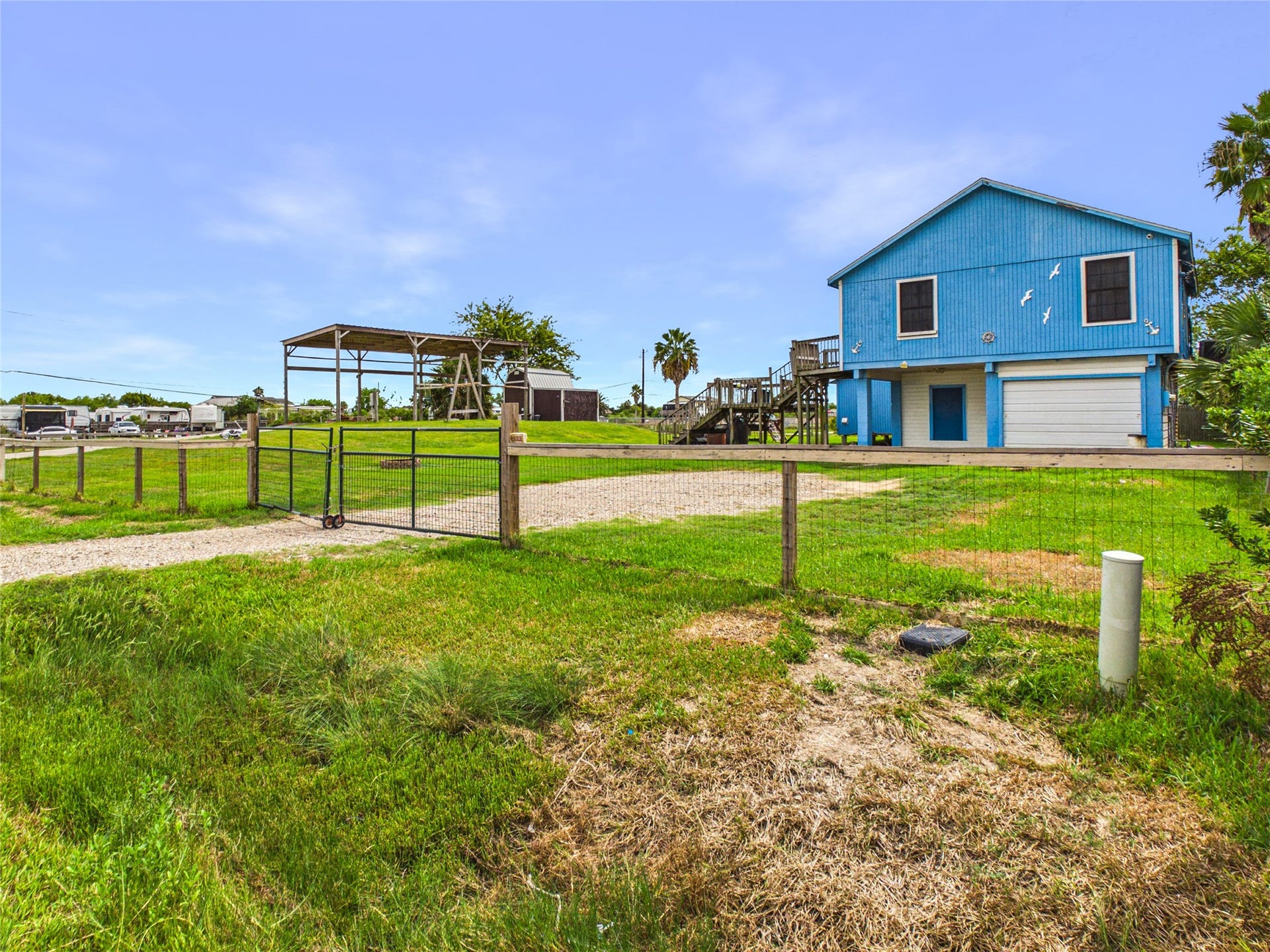 4607 Swan Street, Hitchcock, TX 77563 4607 Swan Street, Hitchcock, TX 77563