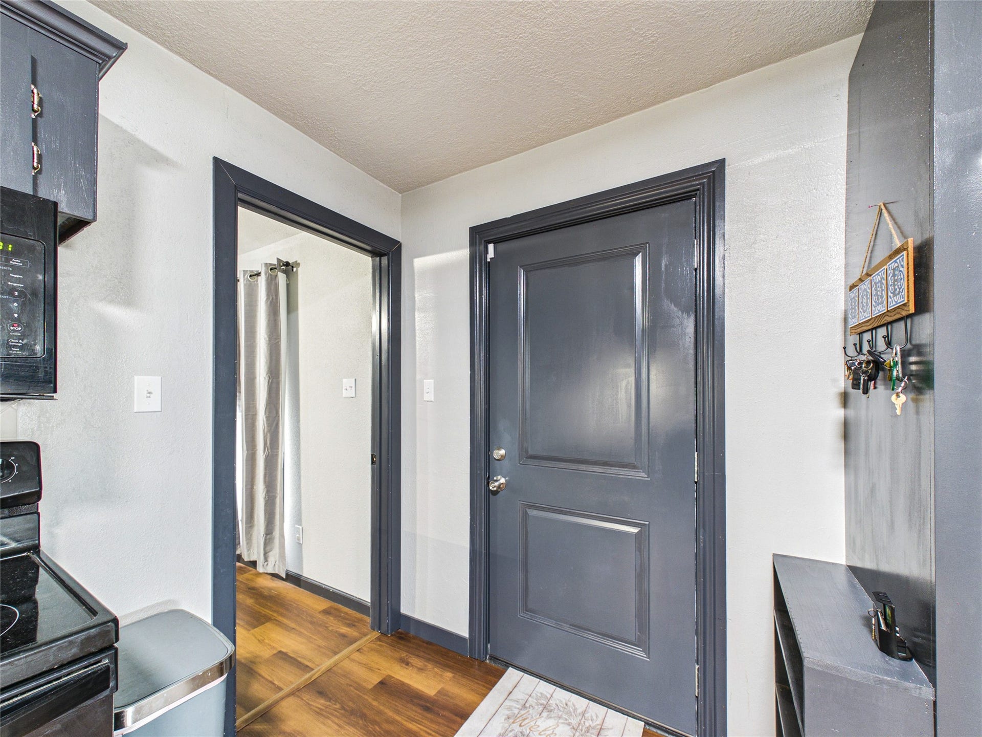 4607 Swan Street, Hitchcock, TX 77563 4607 Swan Street, Hitchcock, TX 77563