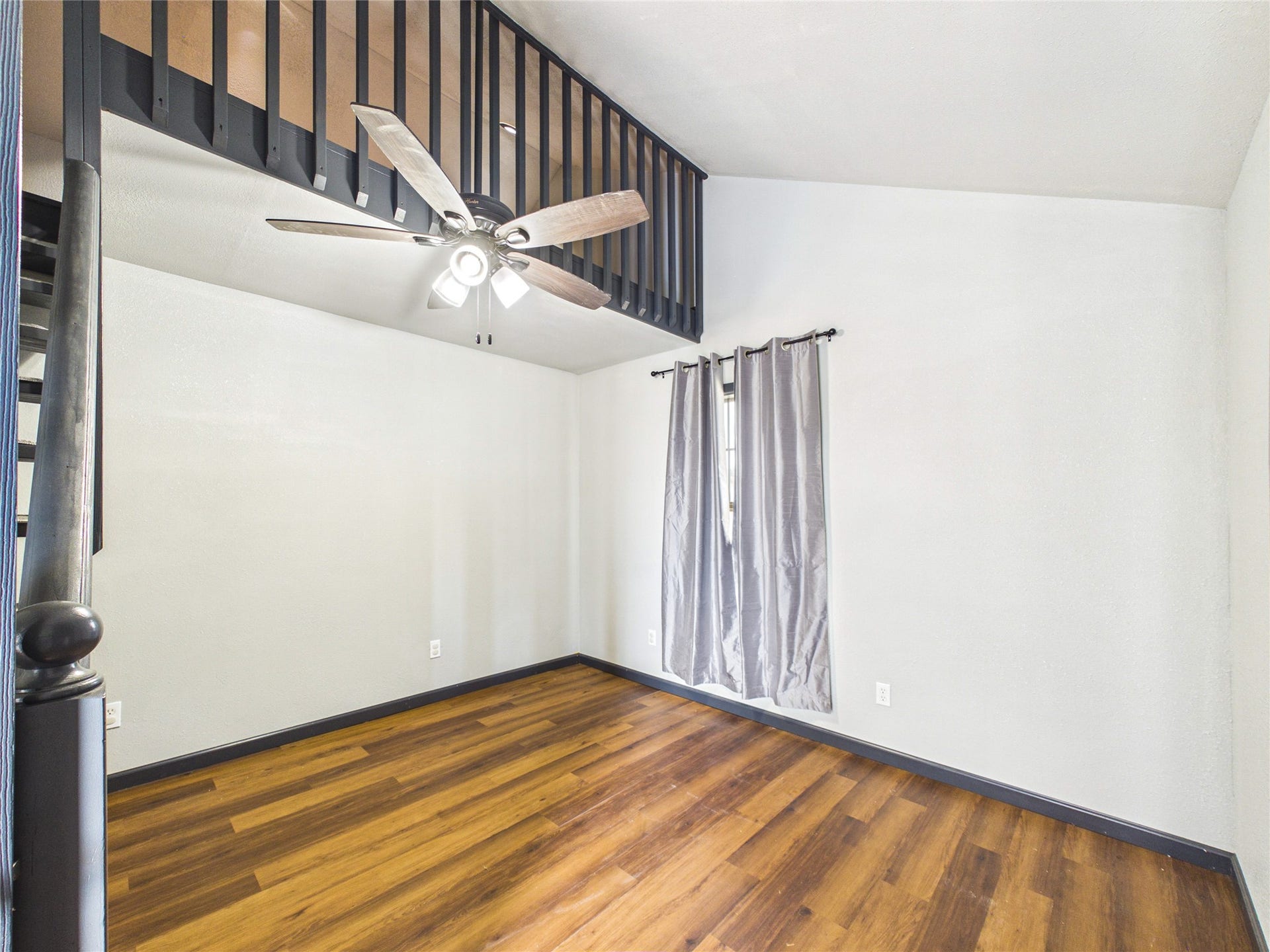 4607 Swan Street, Hitchcock, TX 77563 4607 Swan Street, Hitchcock, TX 77563