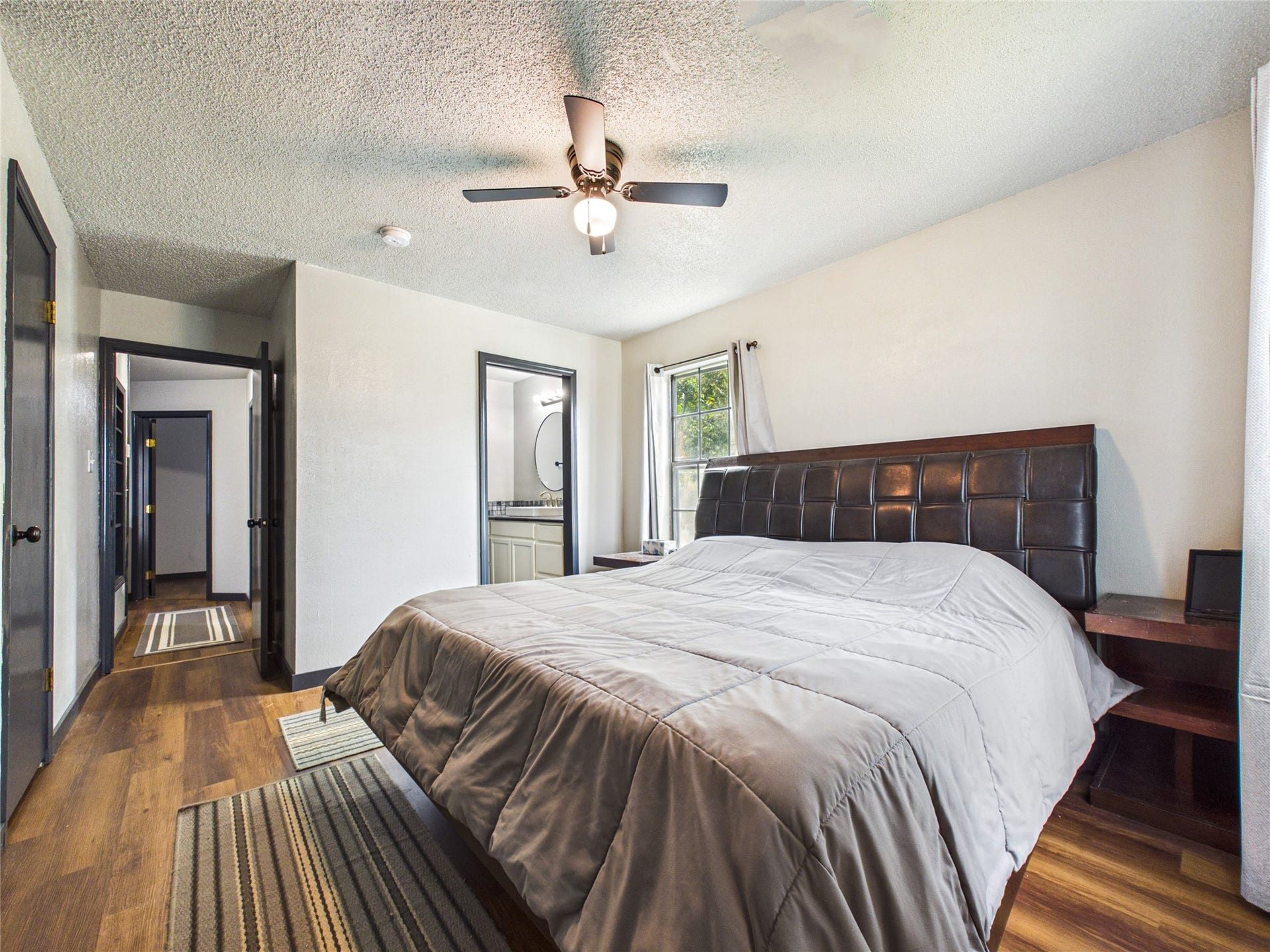 4607 Swan Street, Hitchcock, TX 77563 4607 Swan Street, Hitchcock, TX 77563