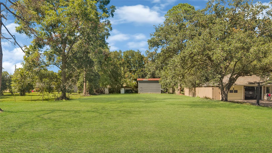 Property photo for 901 Elizabeth Avenue, Rosenberg, TX