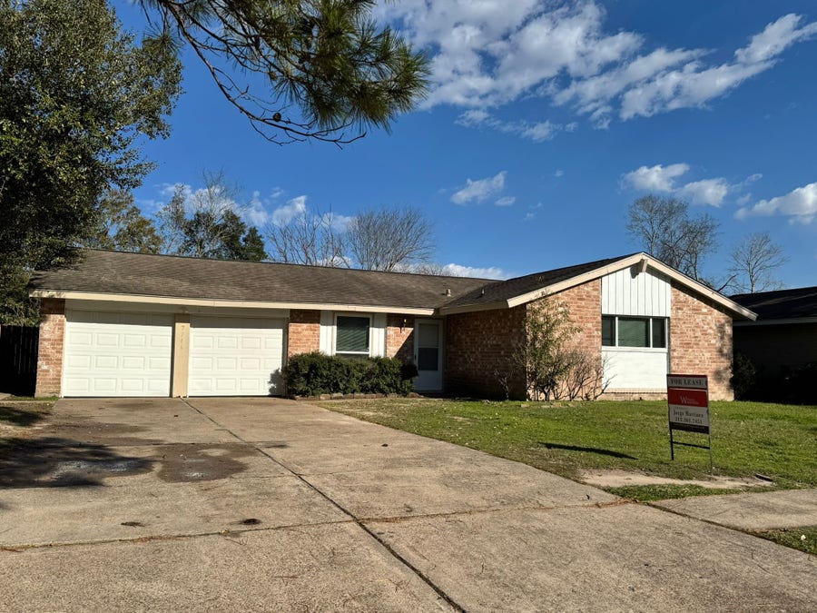 Property photo for 7746 Bunker Wood Lane, Houston, TX