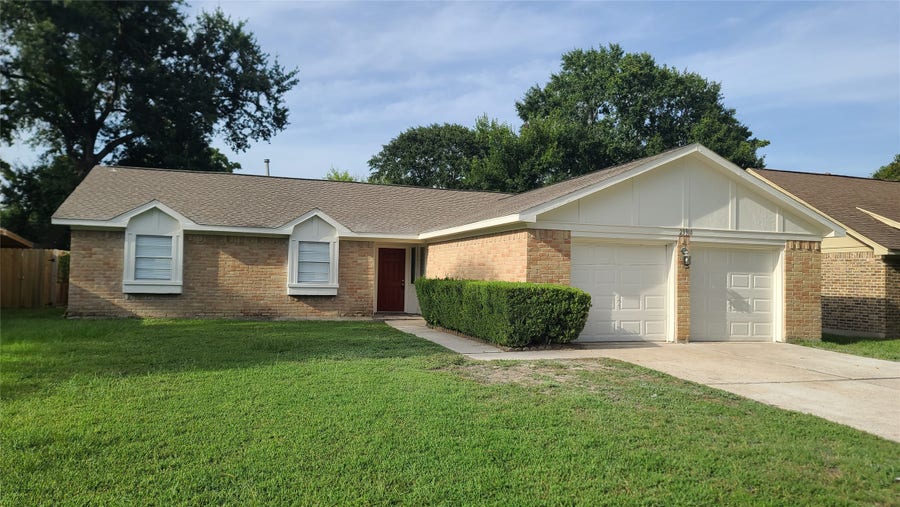 Property photo for 23910 Farm Hill Road, Spring, TX