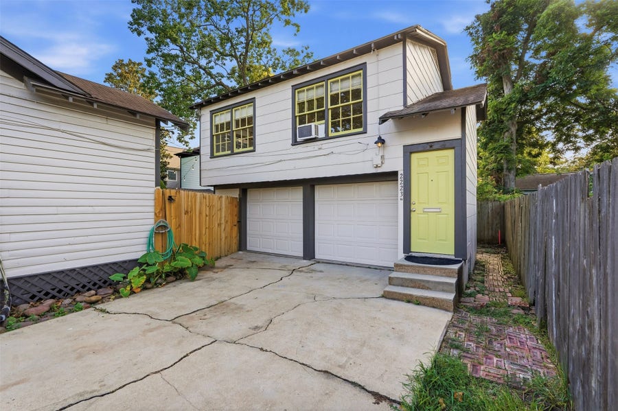 Property photo for 2223-1/2 Singleton Street, Houston, TX