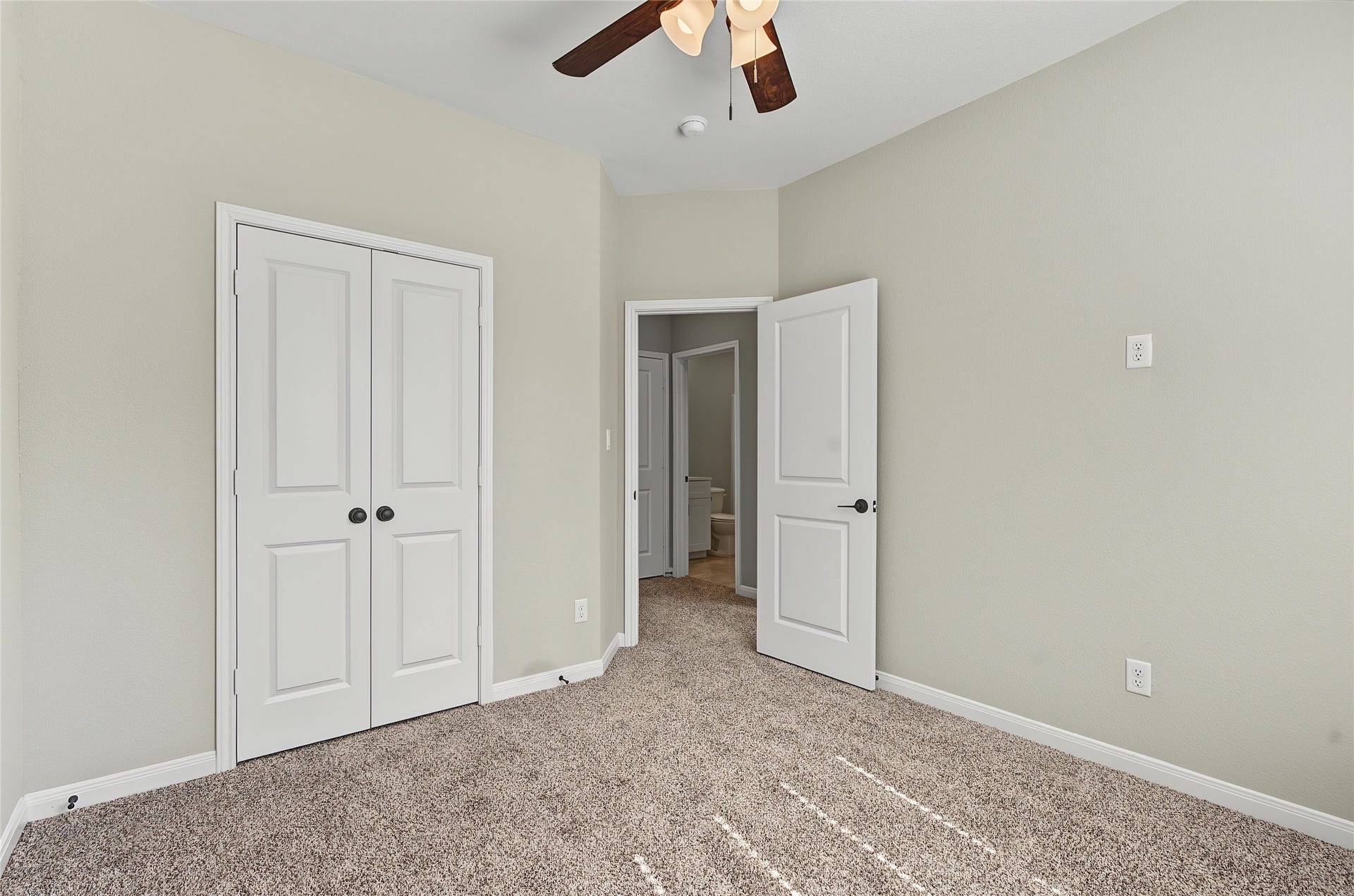 14010 Longstreet Road W, #4A-C, Willis, TX 77318