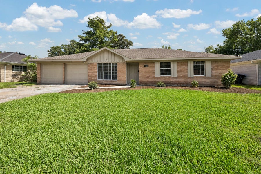 Property photo for 5922 Fontenelle Drive, Houston, TX
