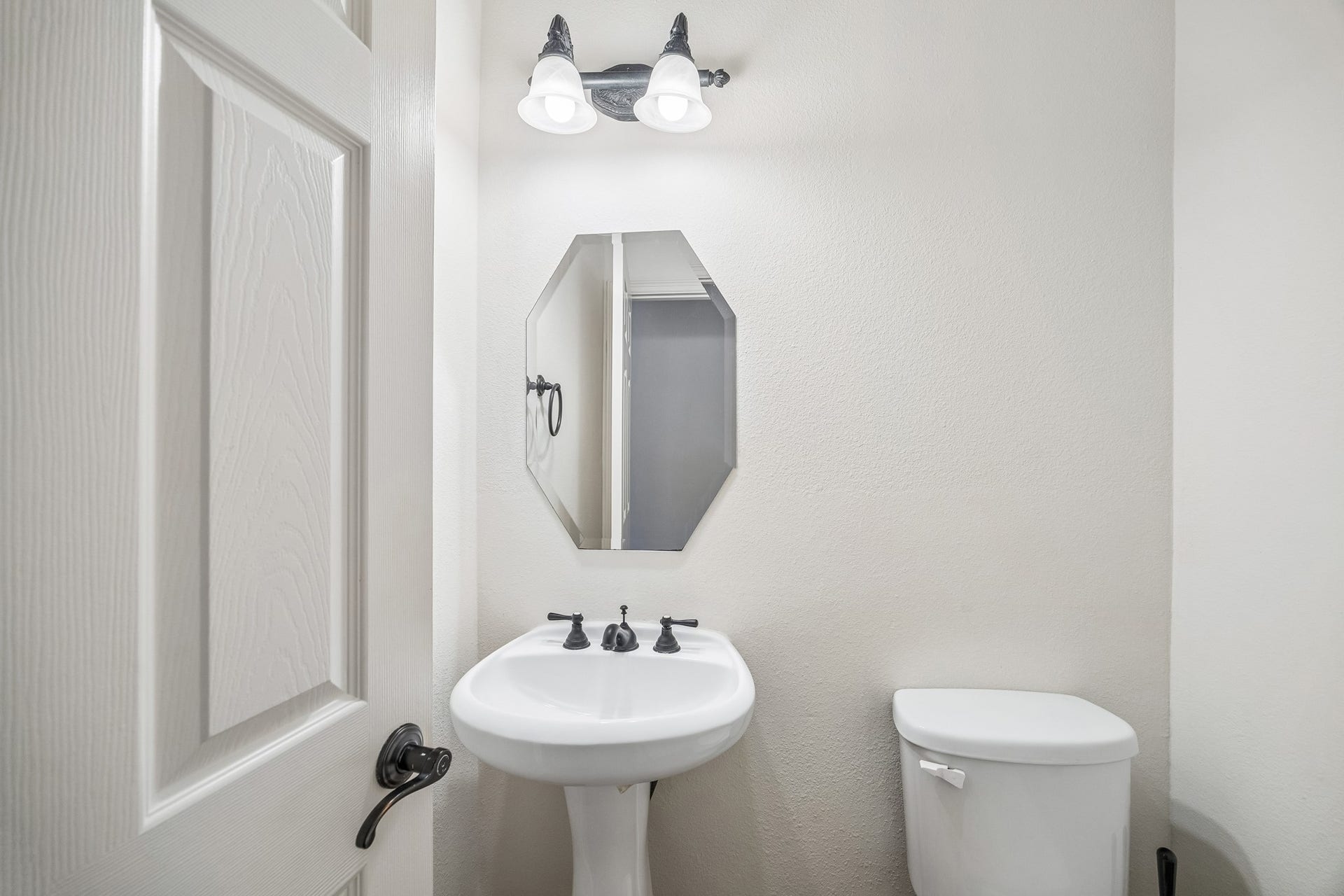 330 Gregg Street, Houston, TX 77020 330 Gregg Street, Houston, TX 77020