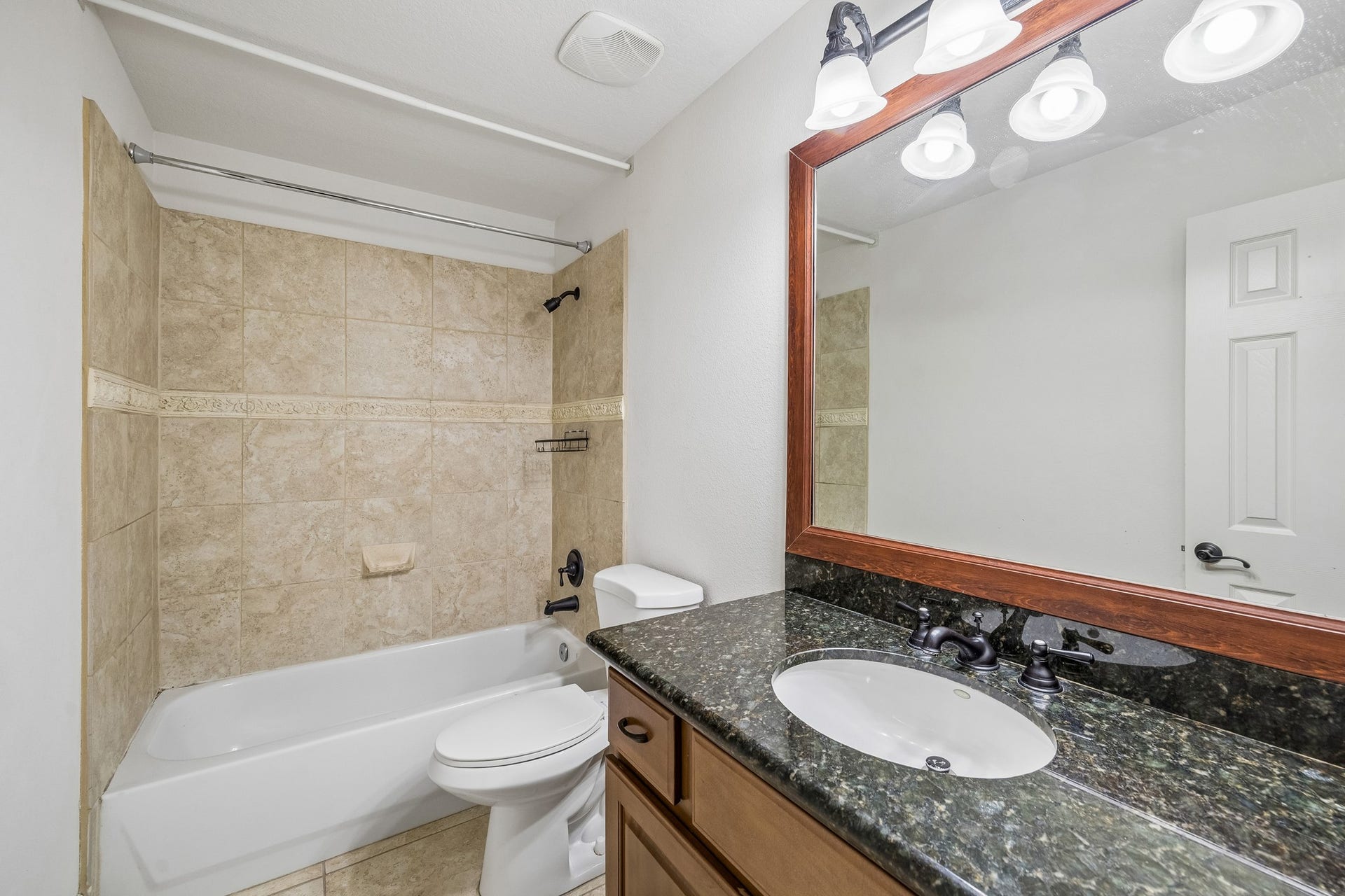 330 Gregg Street, Houston, TX 77020 330 Gregg Street, Houston, TX 77020