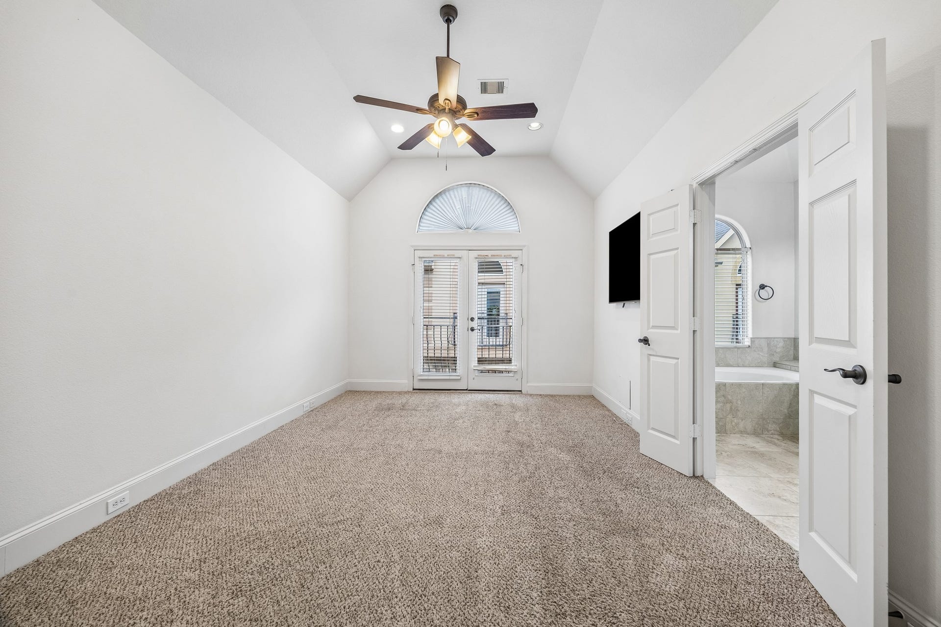 330 Gregg Street, Houston, TX 77020 330 Gregg Street, Houston, TX 77020