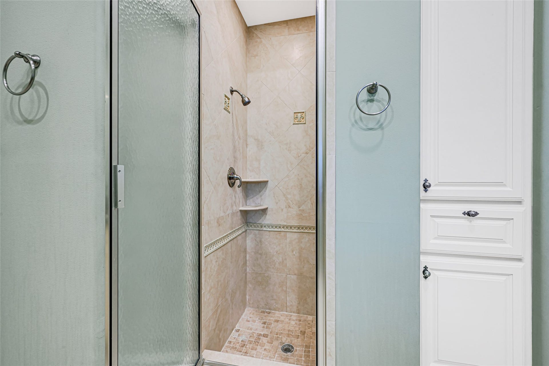 3 Waterford Pointe Circle, Sugar Land, TX 77479 3 Waterford Pointe Circle, Sugar Land, TX 77479