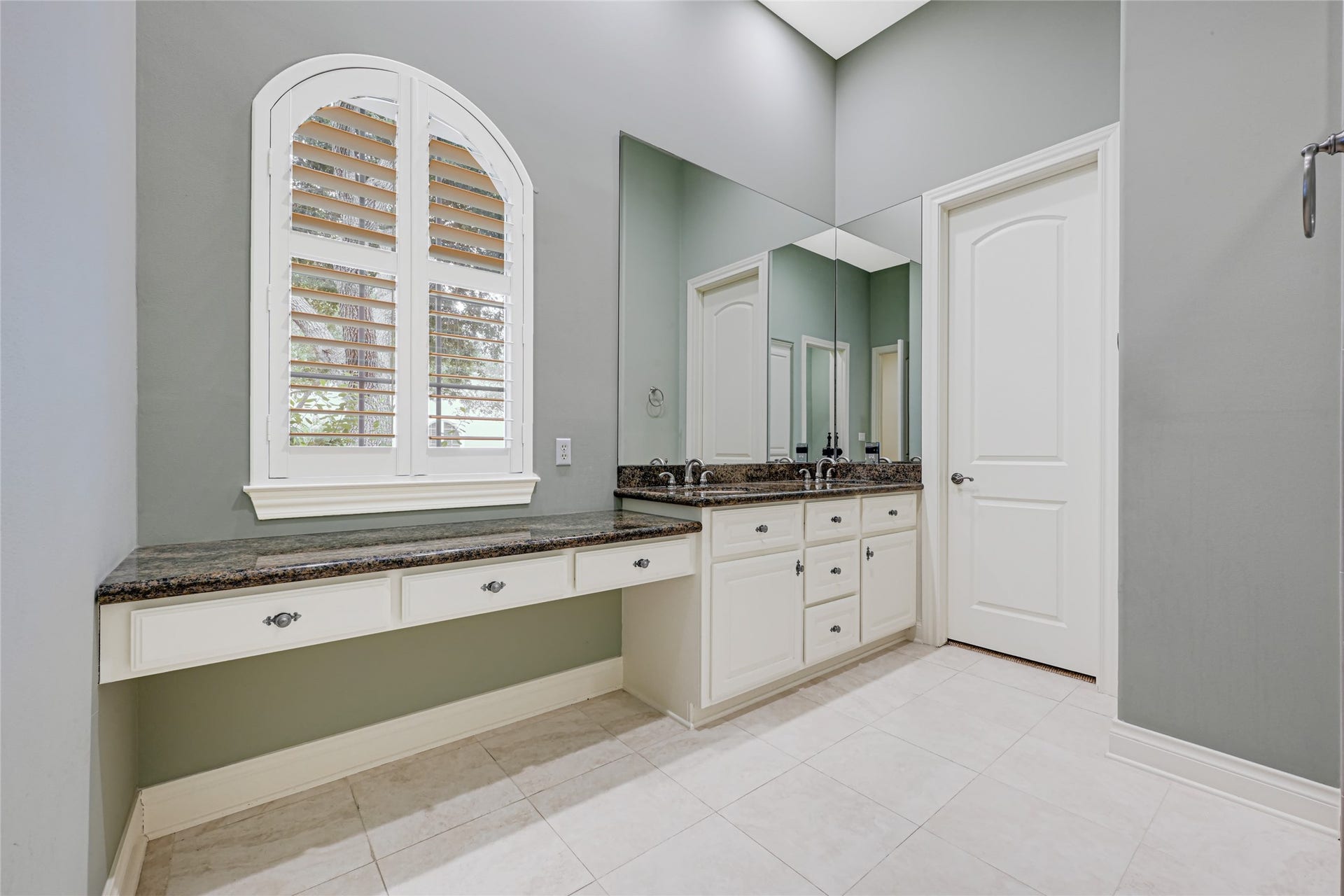 3 Waterford Pointe Circle, Sugar Land, TX 77479 3 Waterford Pointe Circle, Sugar Land, TX 77479