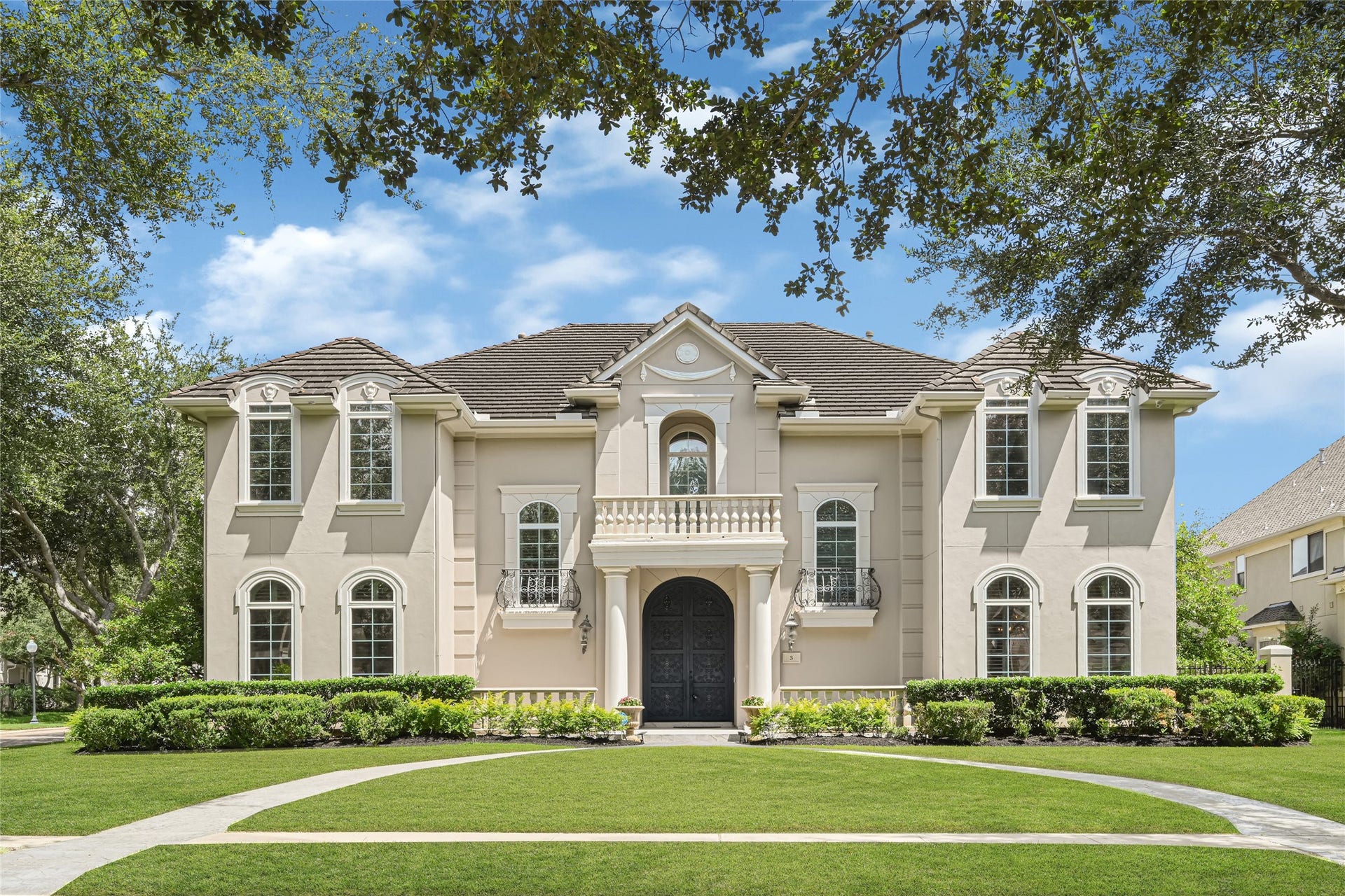 3 Waterford Pointe Circle, Sugar Land, TX 77479 3 Waterford Pointe Circle, Sugar Land, TX 77479