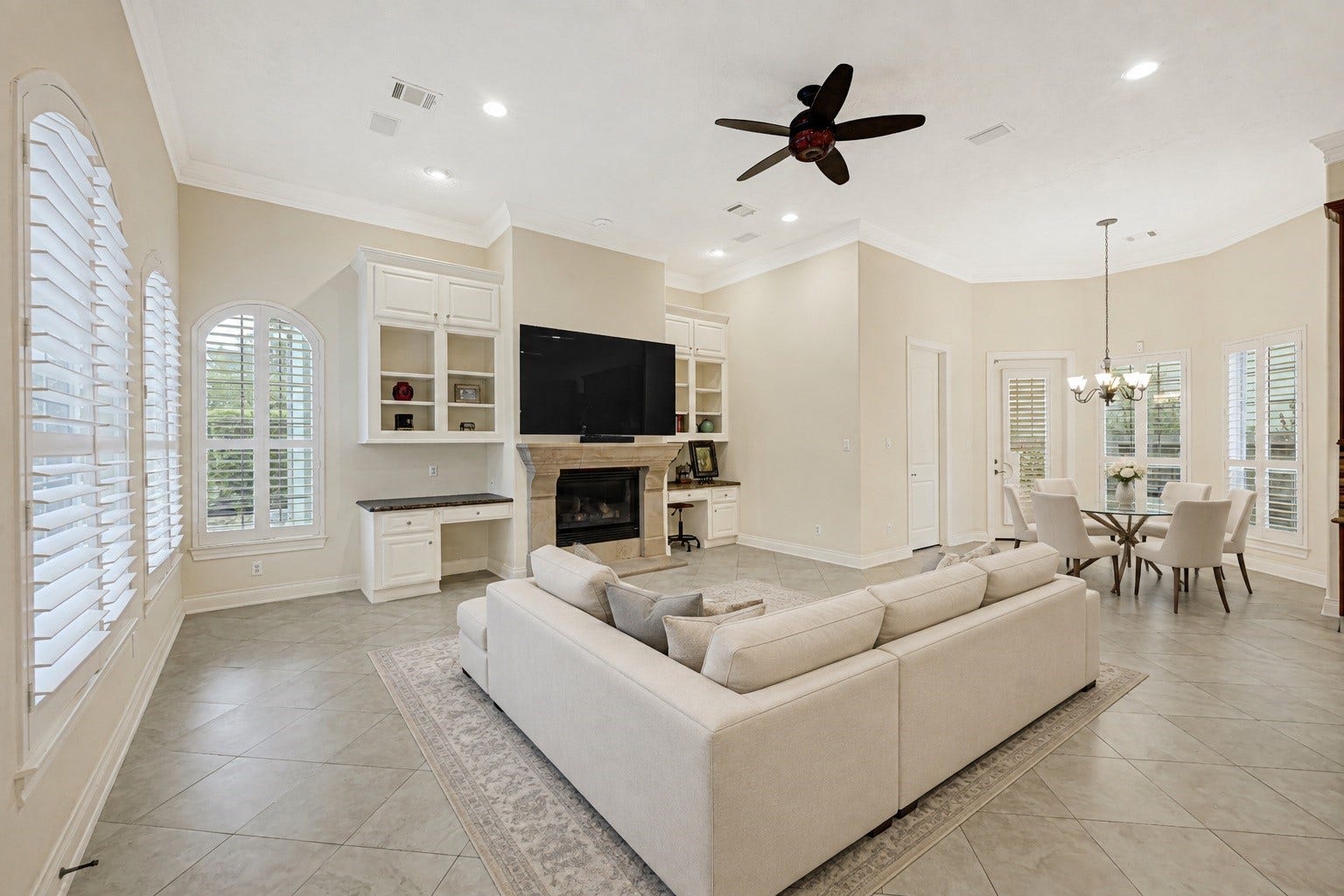 3 Waterford Pointe Circle, Sugar Land, TX 77479 3 Waterford Pointe Circle, Sugar Land, TX 77479