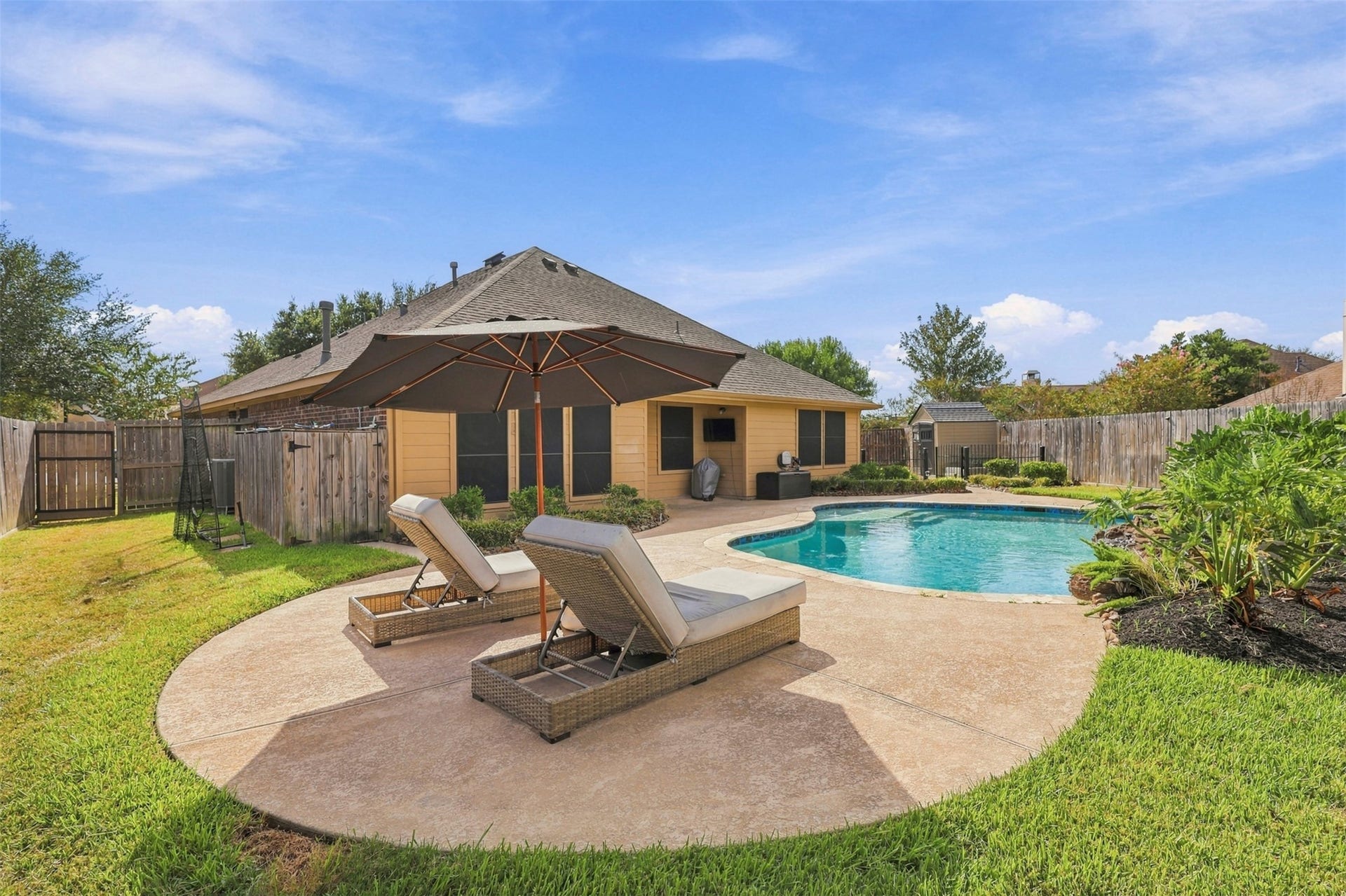 3203 Cactus Heights Lane, Pearland, TX 77581 3203 Cactus Heights Lane, Pearland, TX 77581
