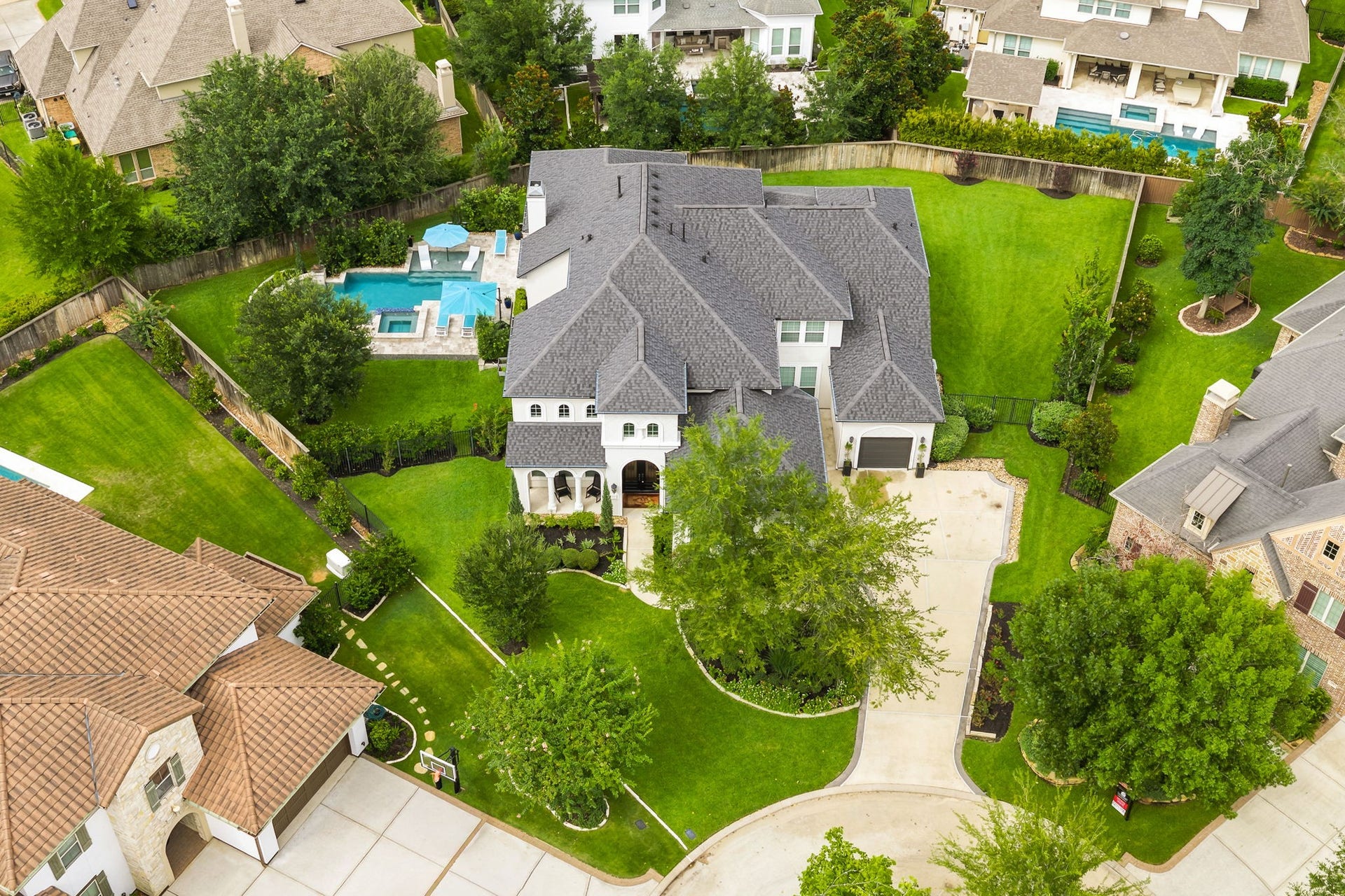 27 Hollyflower Place, Tomball, TX 77375 27 Hollyflower Place, Tomball, TX 77375
