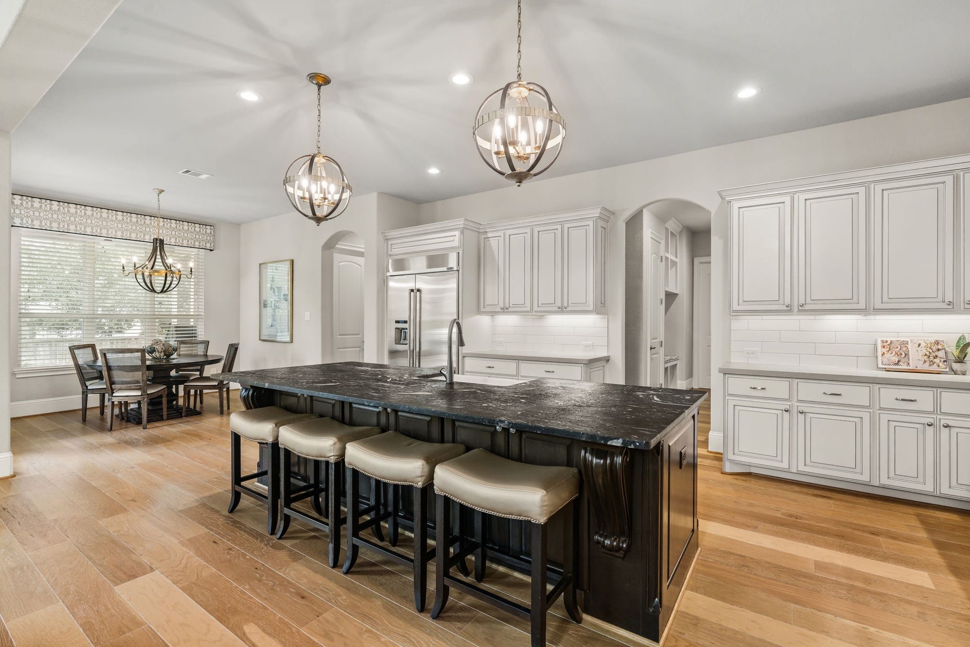 27 Hollyflower Place, Tomball, TX 77375 27 Hollyflower Place, Tomball, TX 77375
