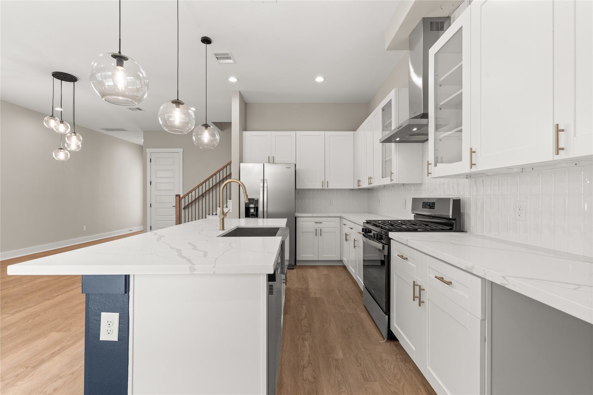 5925-5927 Wheatley Street, Houston, TX 77091 5925-5927 Wheatley Street, Houston, TX 77091