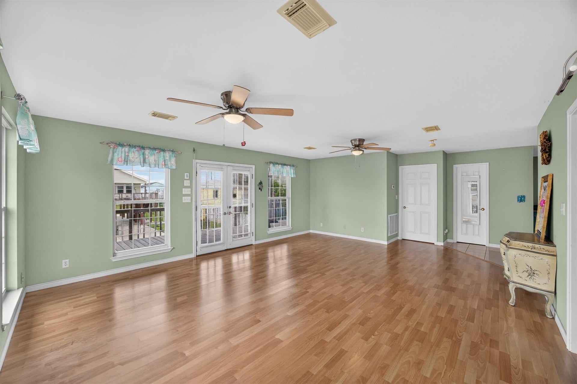 4102 Jackson Drive, Galveston, TX 77554 4102 Jackson Drive, Galveston, TX 77554