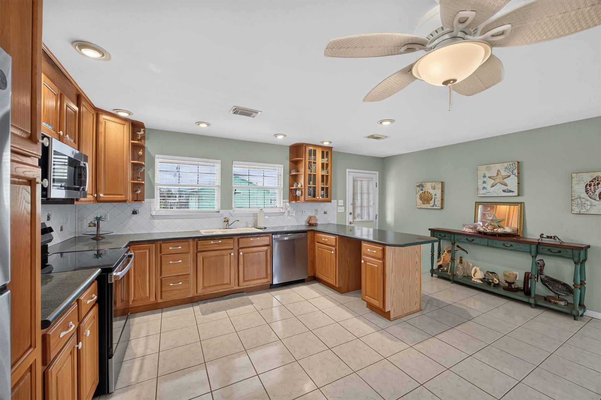4102 Jackson Drive, Galveston, TX 77554 4102 Jackson Drive, Galveston, TX 77554