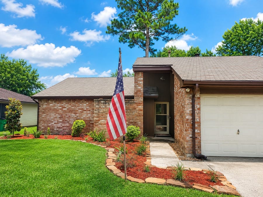 Property photo for 2527 N Spring Drive, Spring, TX