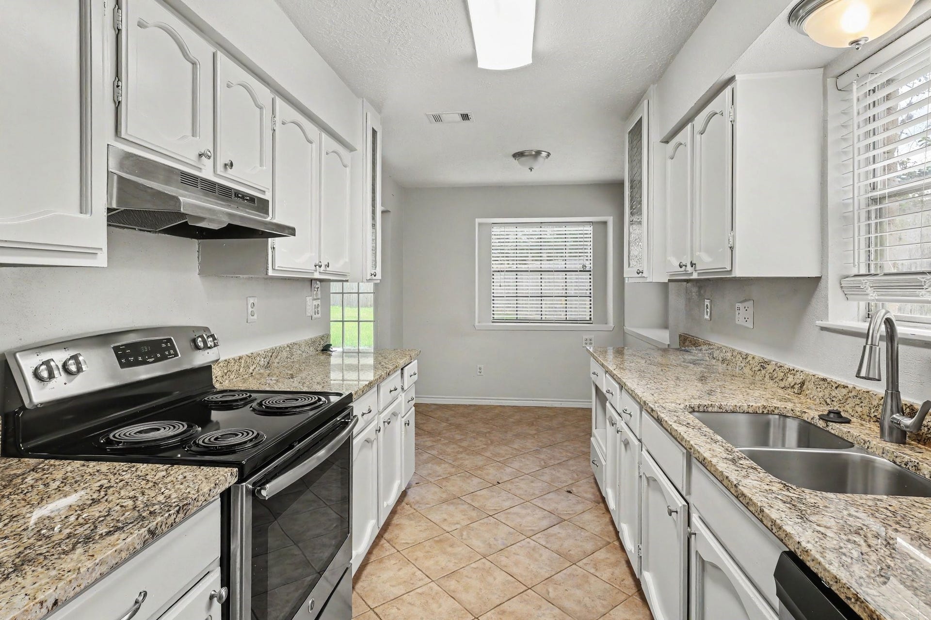 16422 Hibiscus Lane, Friendswood, TX 77546 16422 Hibiscus Lane, Friendswood, TX 77546