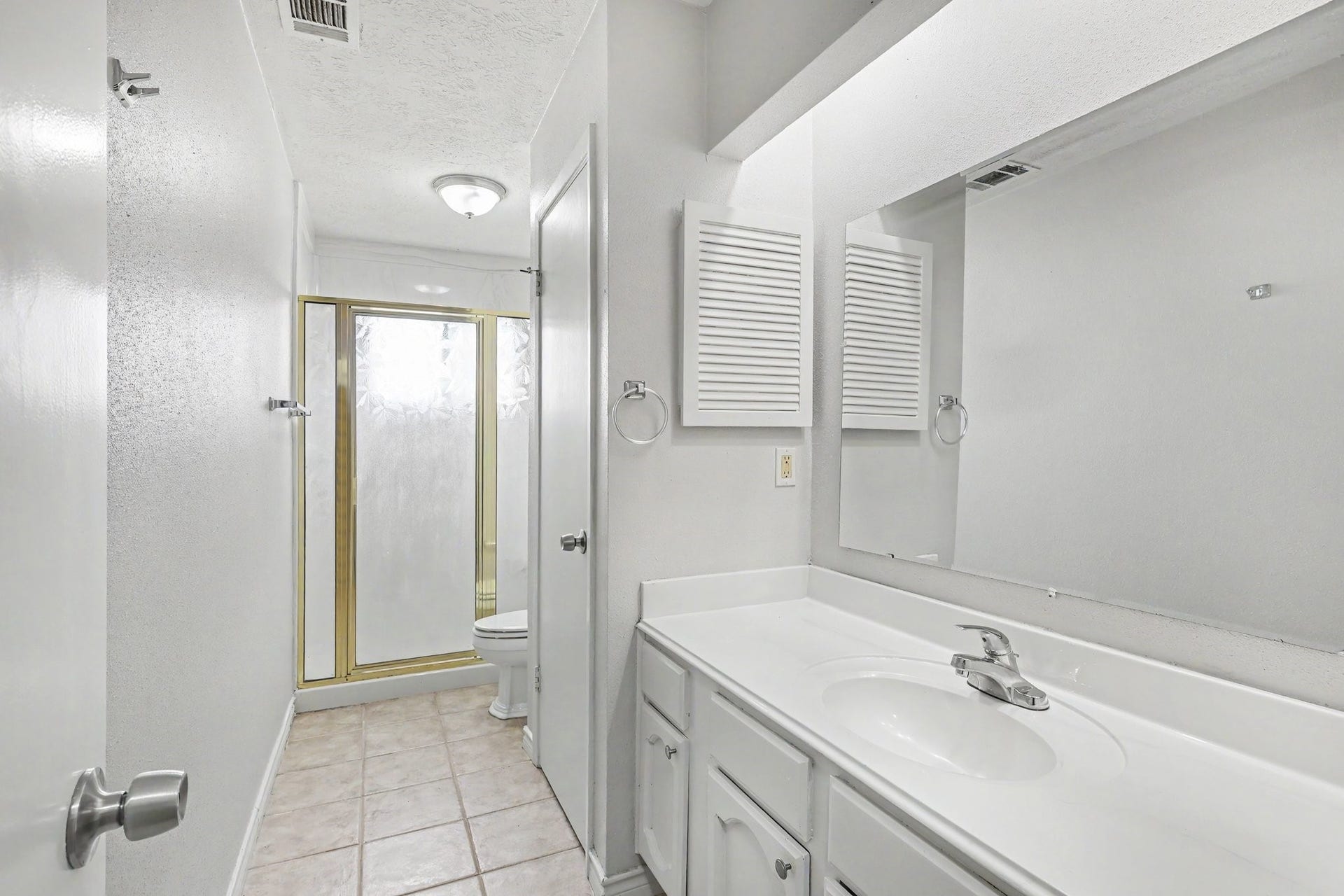 16422 Hibiscus Lane, Friendswood, TX 77546 16422 Hibiscus Lane, Friendswood, TX 77546