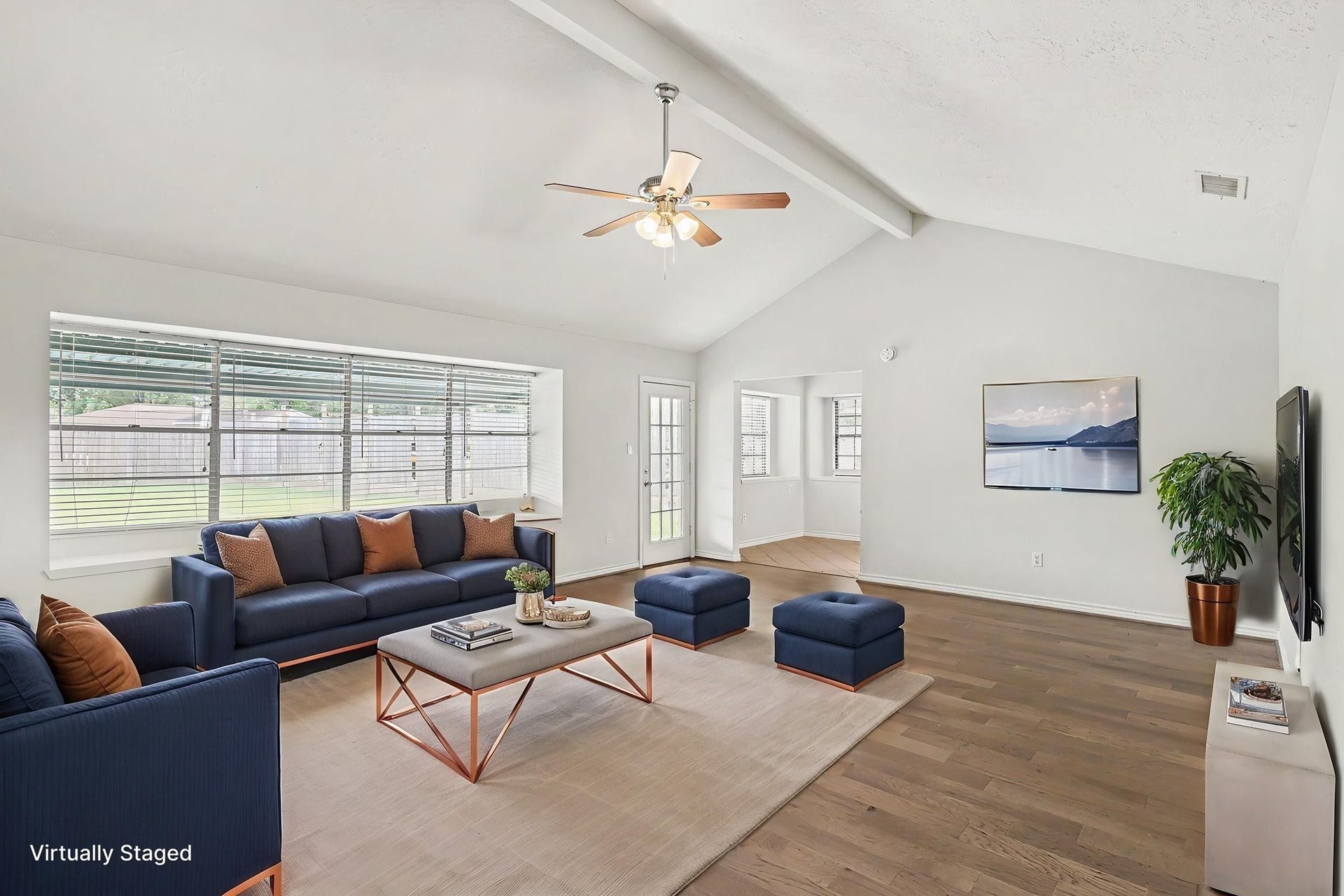 16422 Hibiscus Lane, Friendswood, TX 77546 Virtually staged