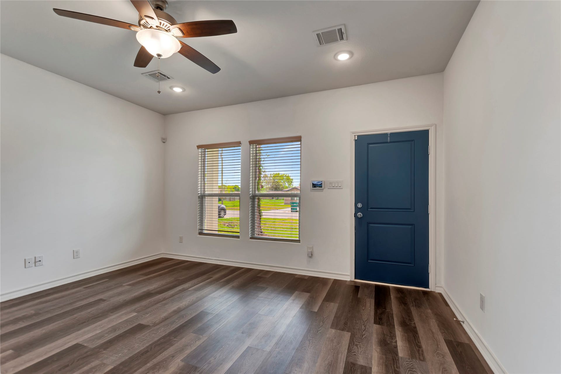 2030 Rosalee Street, La Marque, TX 77568 2030 Rosalee Street, La Marque, TX 77568