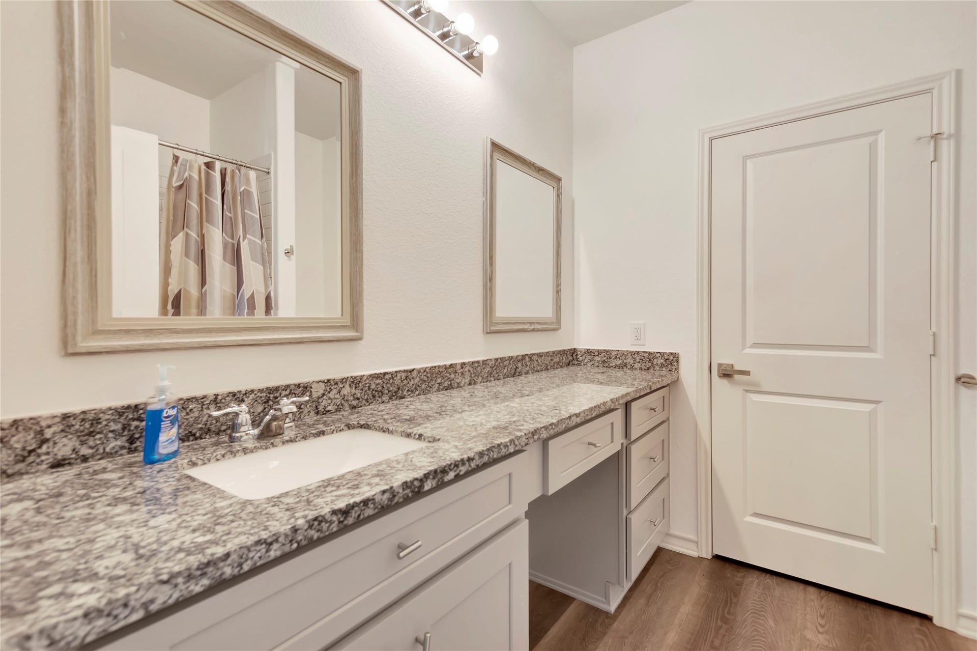 2030 Rosalee Street, La Marque, TX 77568 2030 Rosalee Street, La Marque, TX 77568