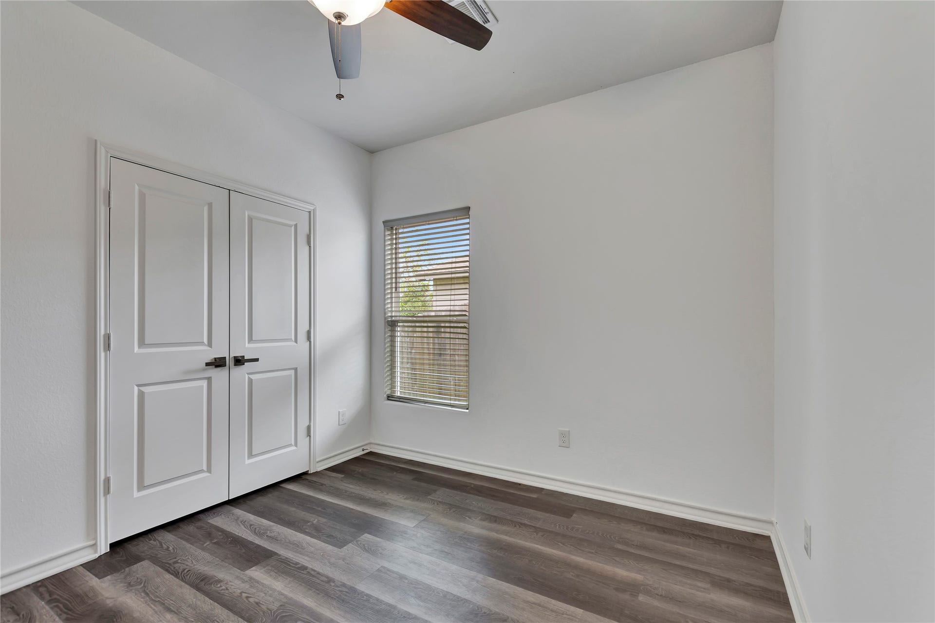 2030 Rosalee Street, La Marque, TX 77568 2030 Rosalee Street, La Marque, TX 77568