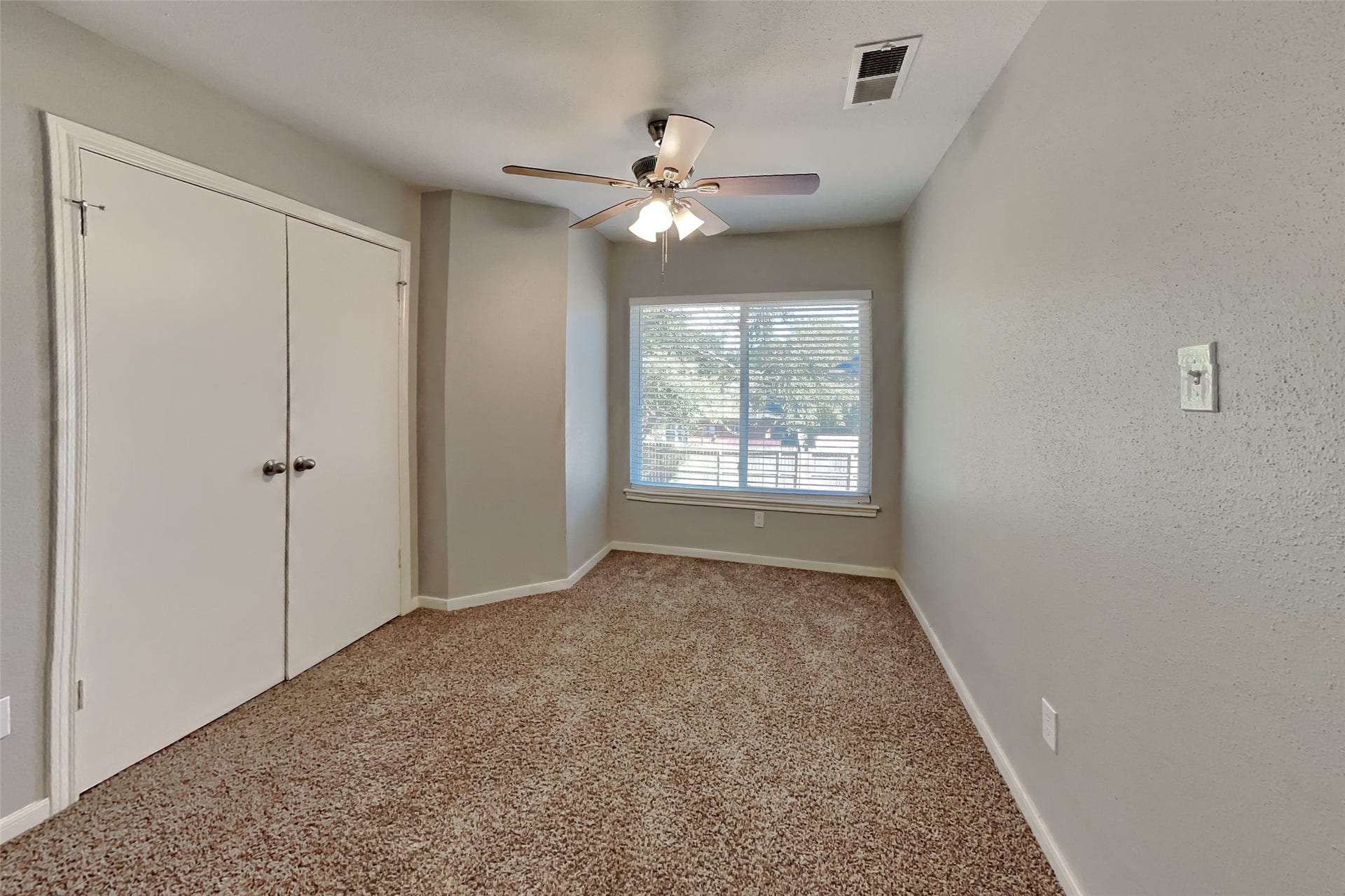 2519 Clear Ridge Drive, Houston, TX 77339
