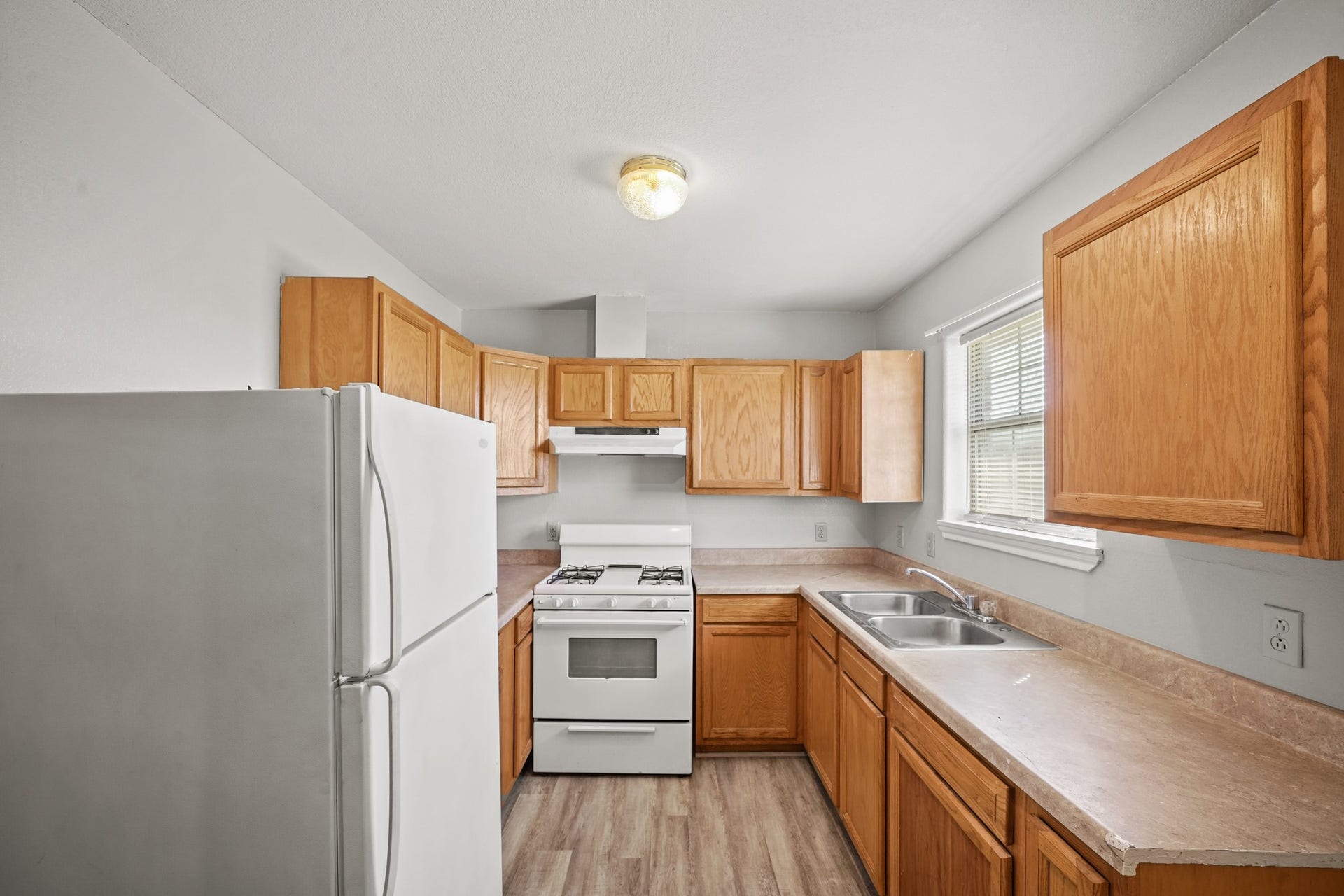 Unit B Kitchen