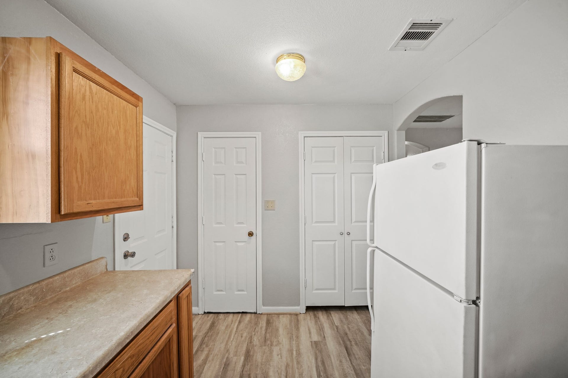 Unit B Kitchen