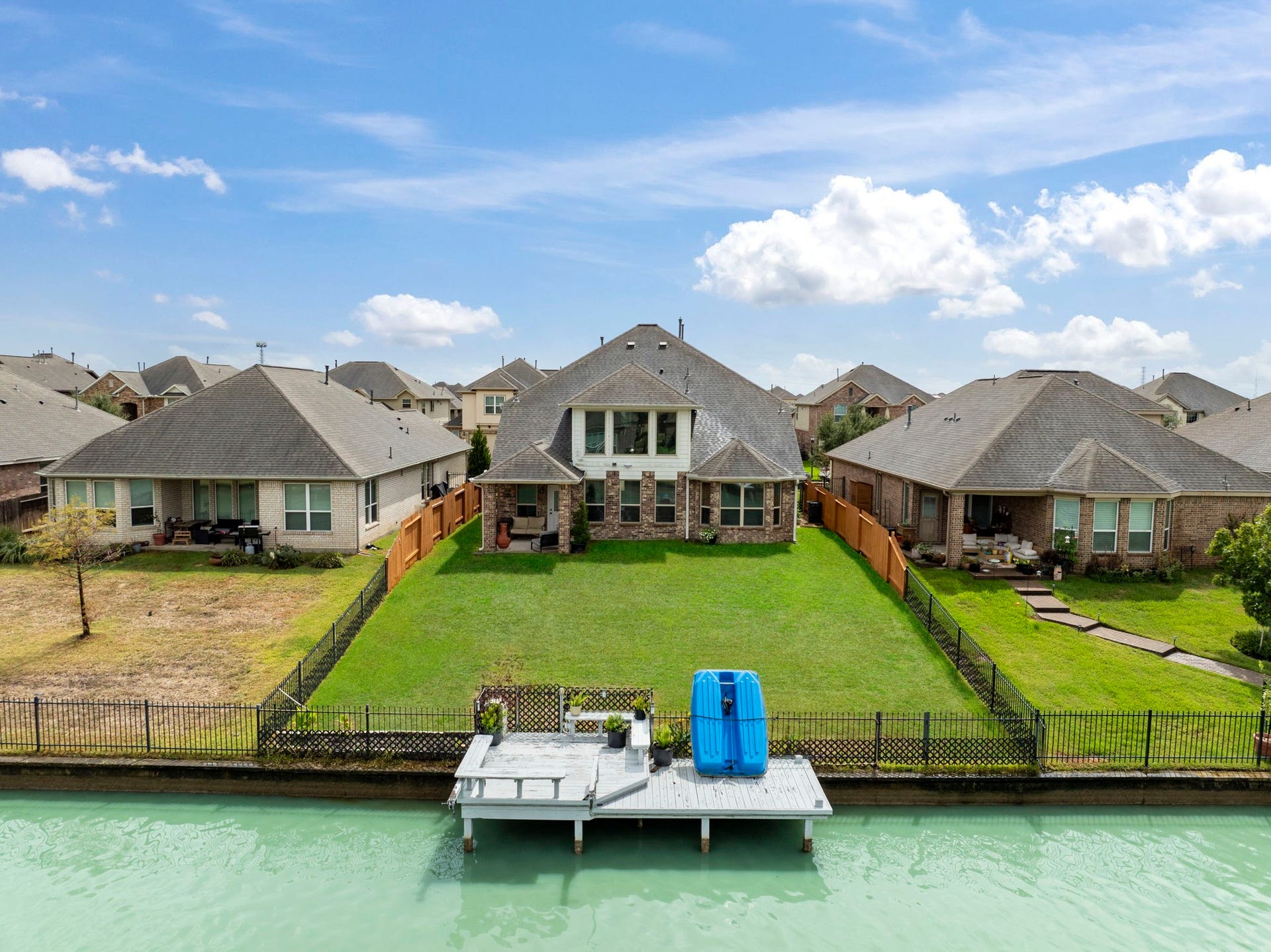 24030 Cannon Anello Court, Katy, TX 77493 Call this "home" today!