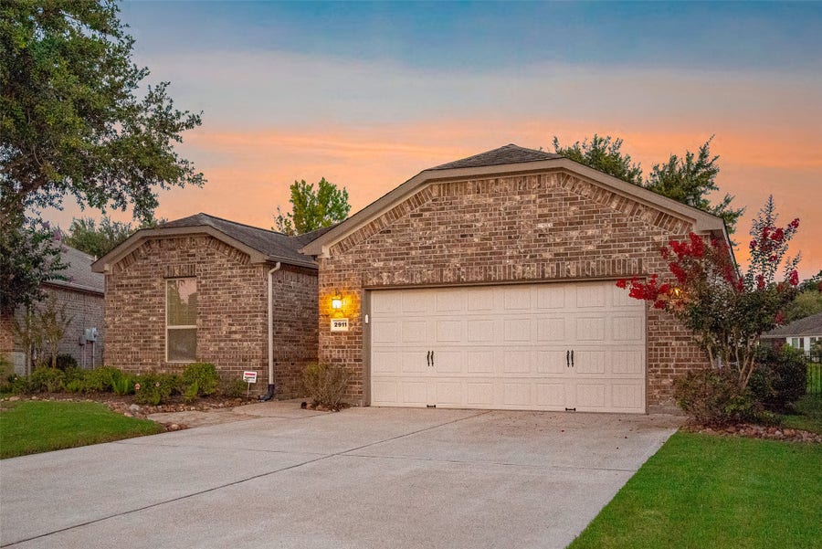 Property photo for 2911 Bur Oak Court, Richmond, TX