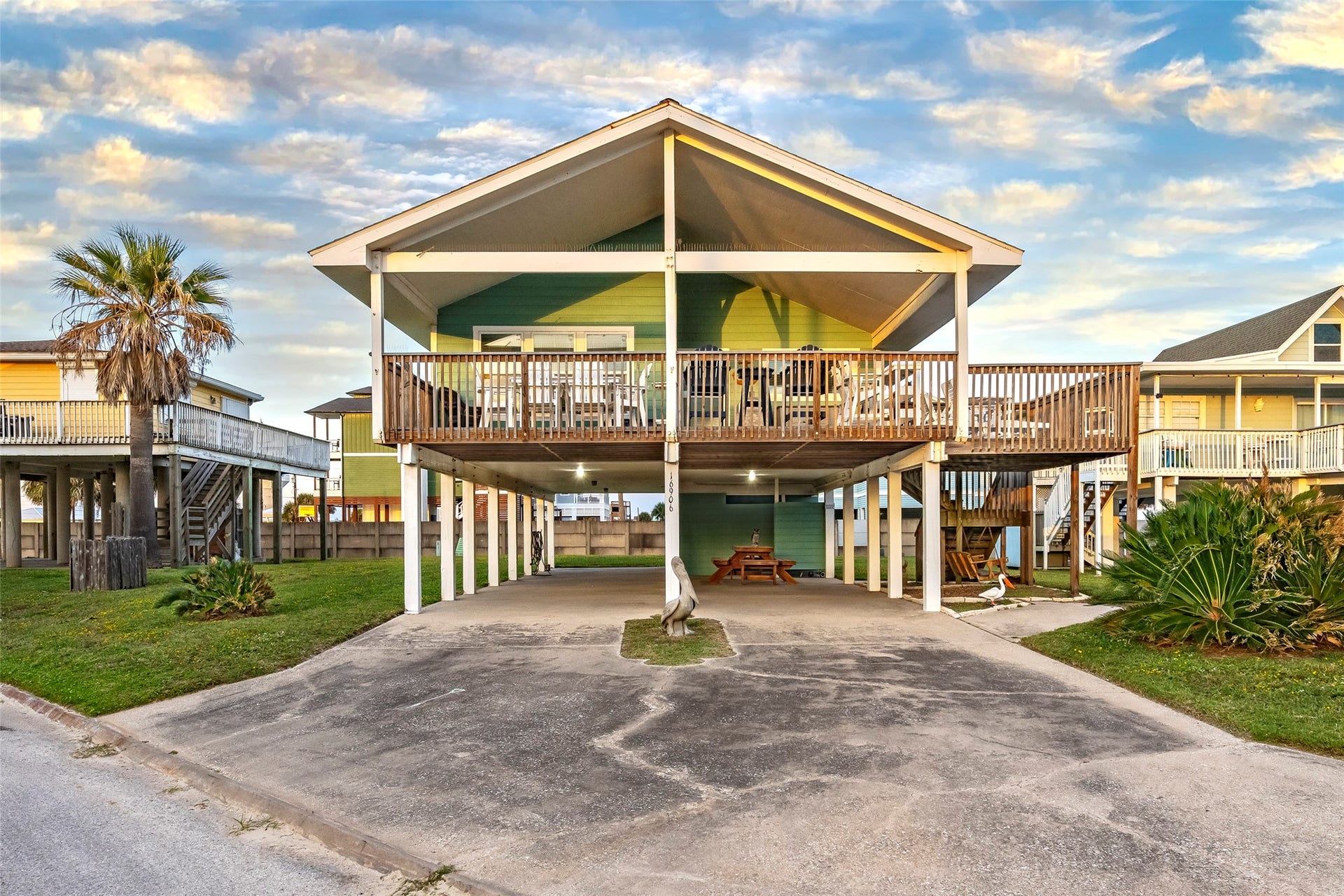 16906 Beachcomber Drive, Jamaica Beach, TX 77554 16906 Beachcomber Drive, Jamaica Beach, TX 77554
