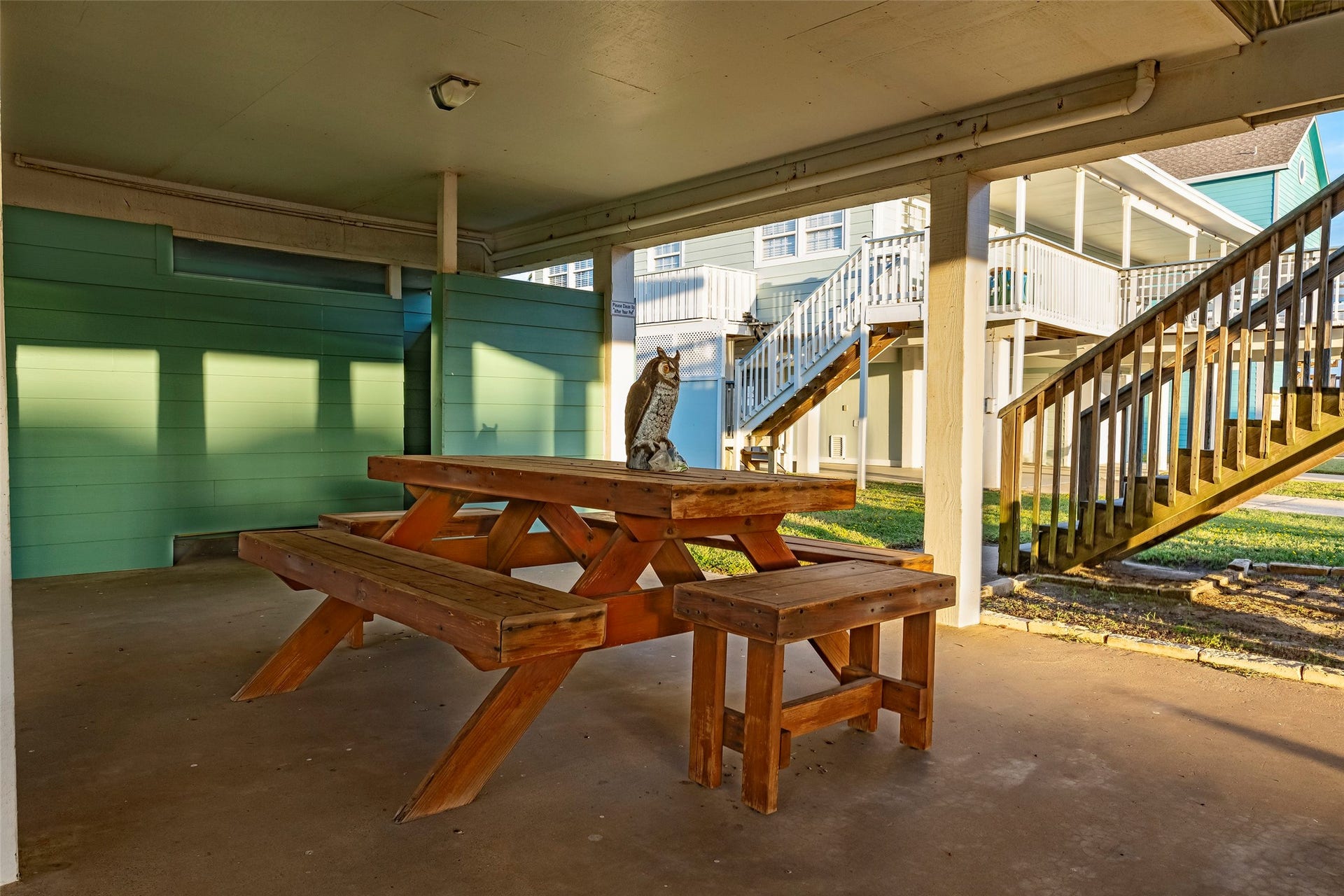 16906 Beachcomber Drive, Jamaica Beach, TX 77554 16906 Beachcomber Drive, Jamaica Beach, TX 77554