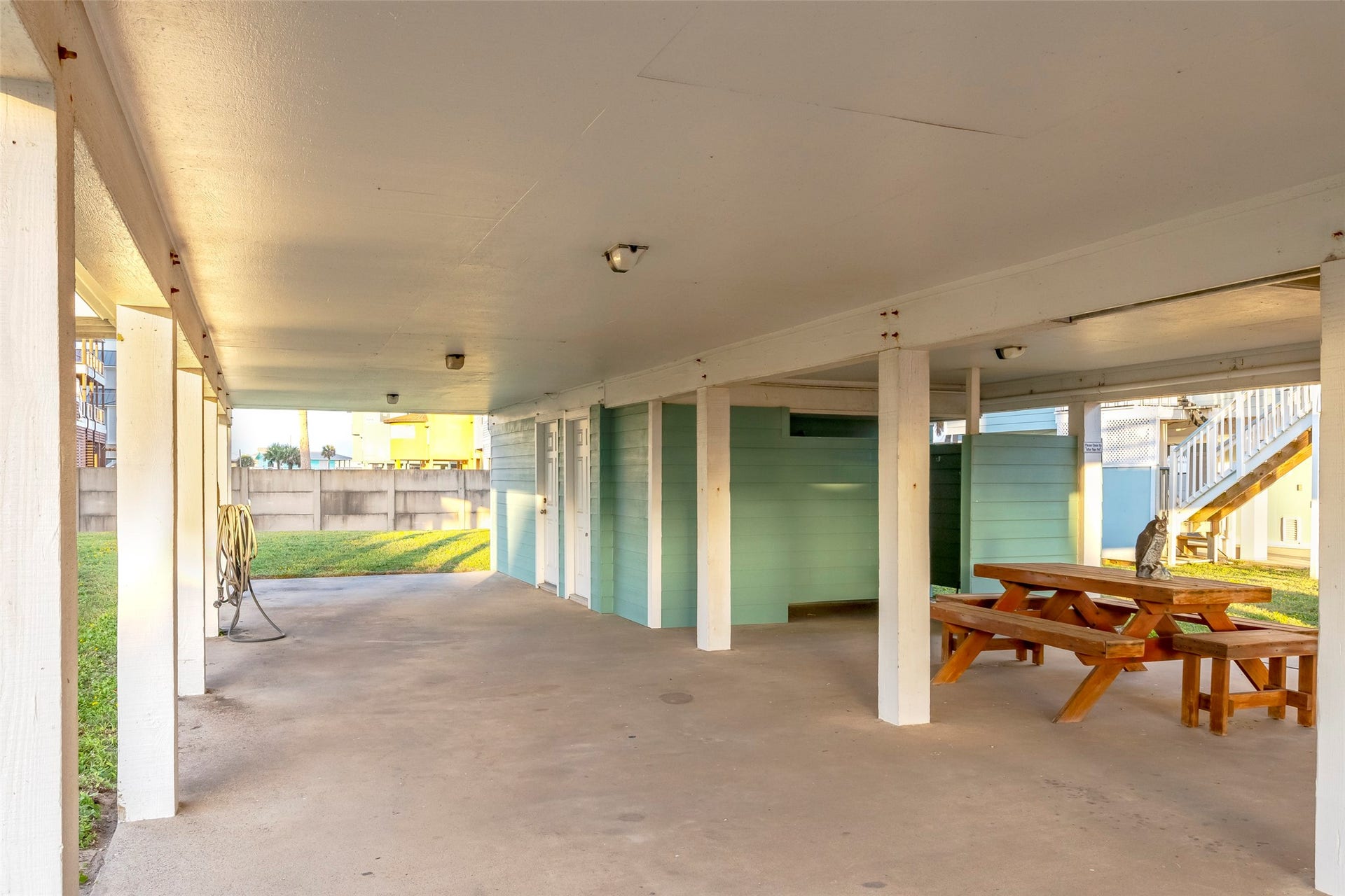 16906 Beachcomber Drive, Jamaica Beach, TX 77554 16906 Beachcomber Drive, Jamaica Beach, TX 77554
