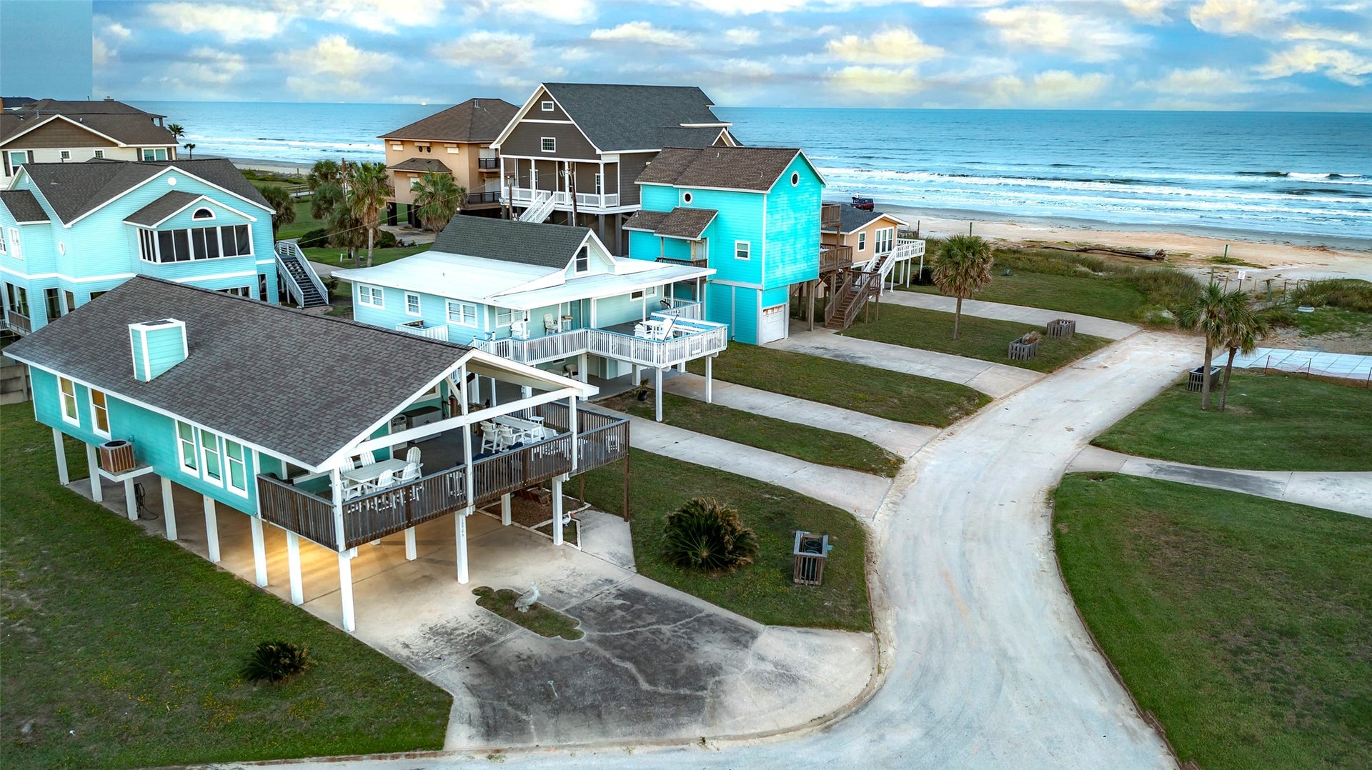 16906 Beachcomber Drive, Jamaica Beach, TX 77554 16906 Beachcomber Drive, Jamaica Beach, TX 77554