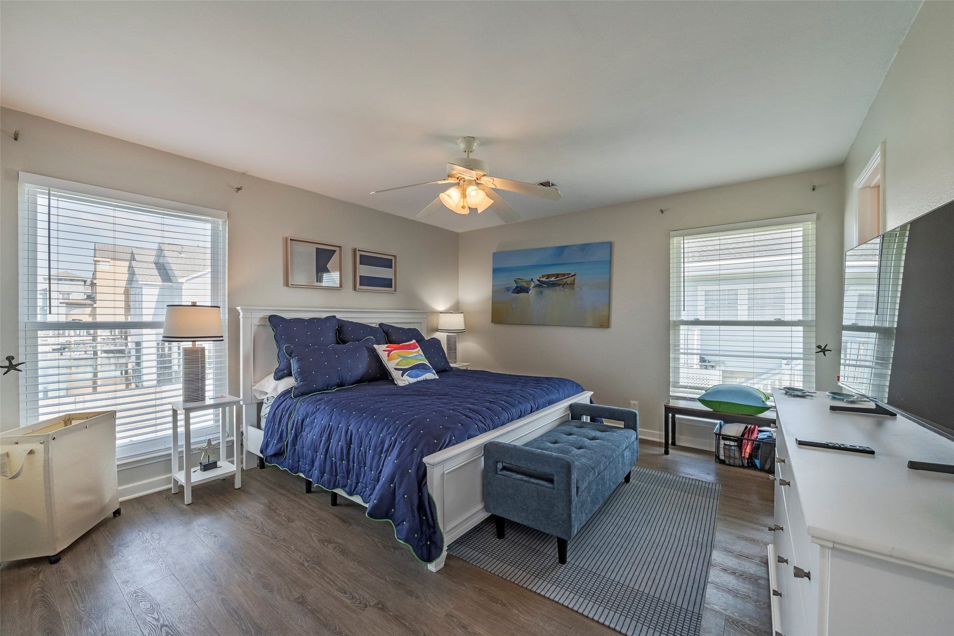 16906 Beachcomber Drive, Jamaica Beach, TX 77554 Primary Bedroom