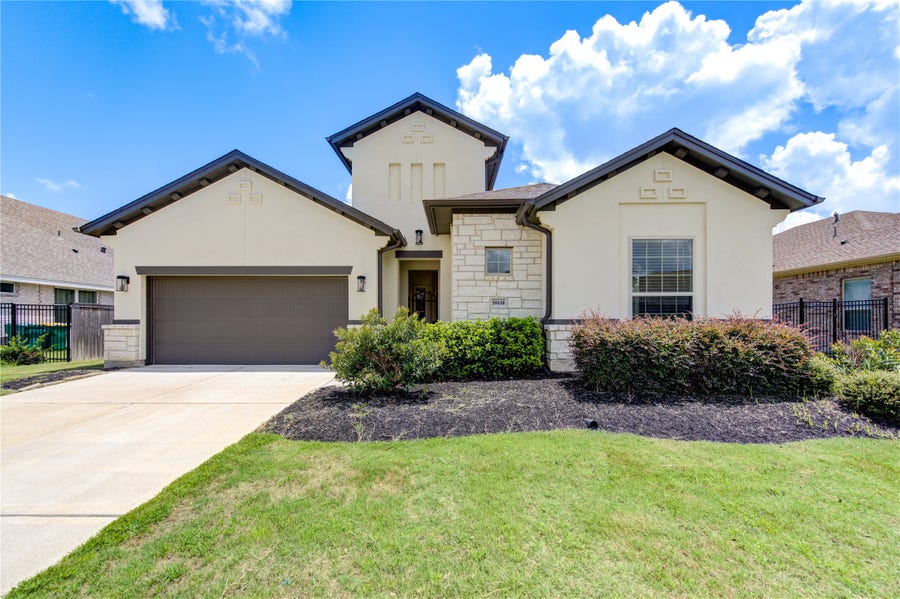 Property photo for 10610 Hazel Hills Drive, Cypress, TX