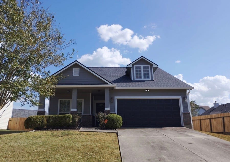 Property photo for 1092 Shadow Glenn Drive, Conroe, TX